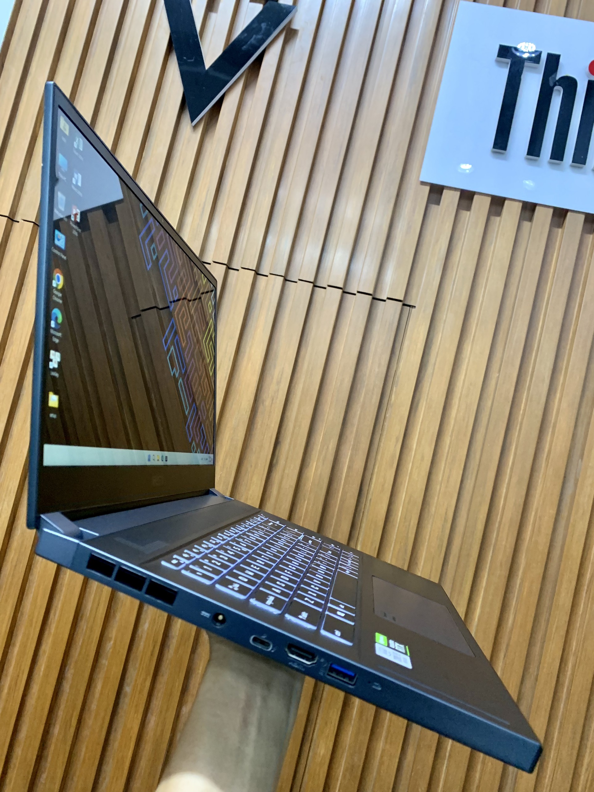 Laptop Msi Ws66 4