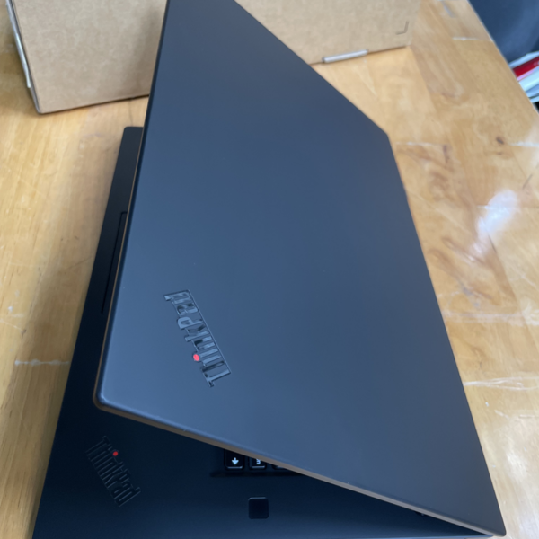 Lenovo Thinkpad P1 Gen 3 Xeon 2