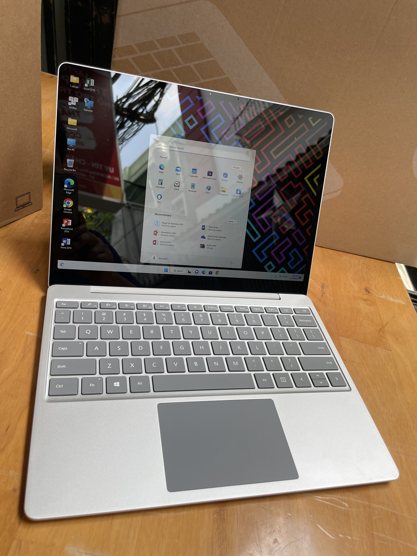 Surface Laptop Go 10 Copy