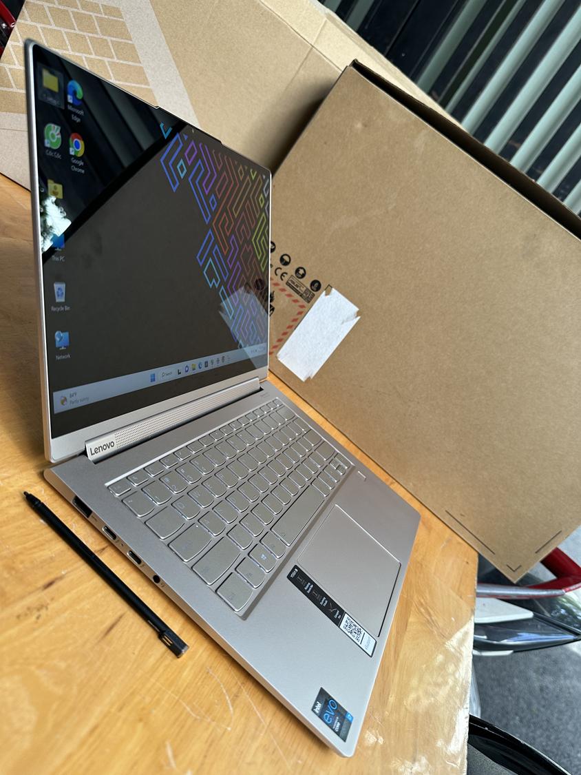 Lenovo Yoga 9i I7 10 Copy