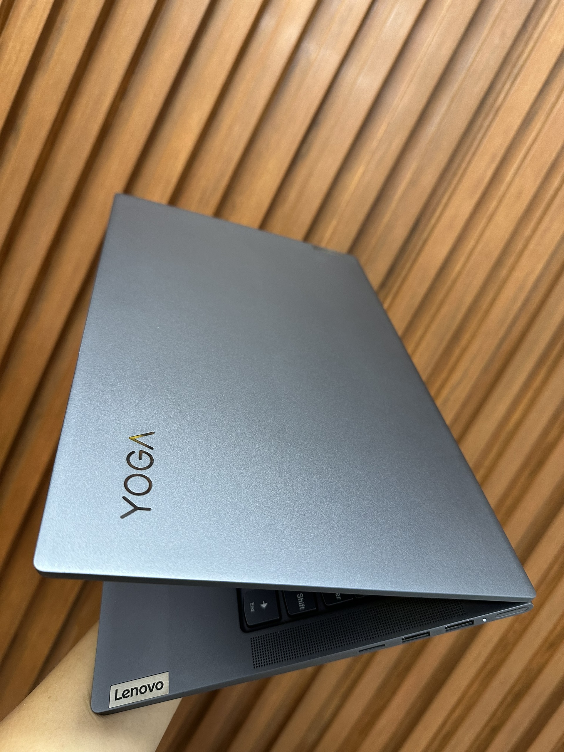 Lenovo Yoga Slim 7 14 5