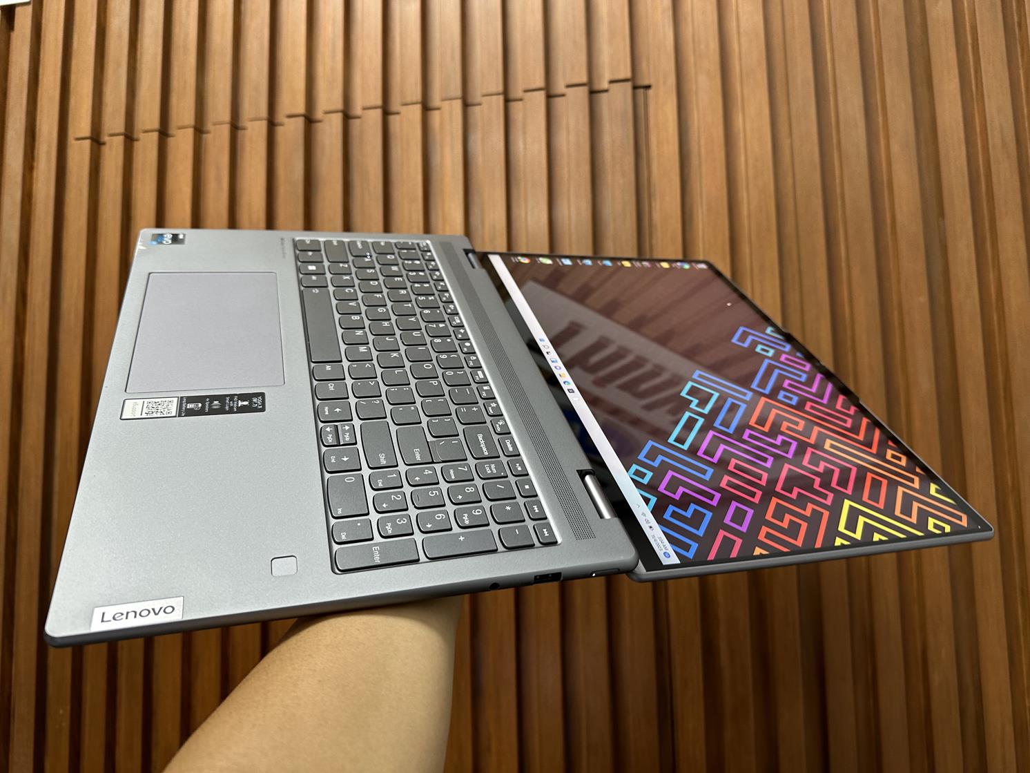 Lenovo Yoga 7 16iah7 7 Copy