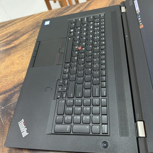 Thinkpad P73 7