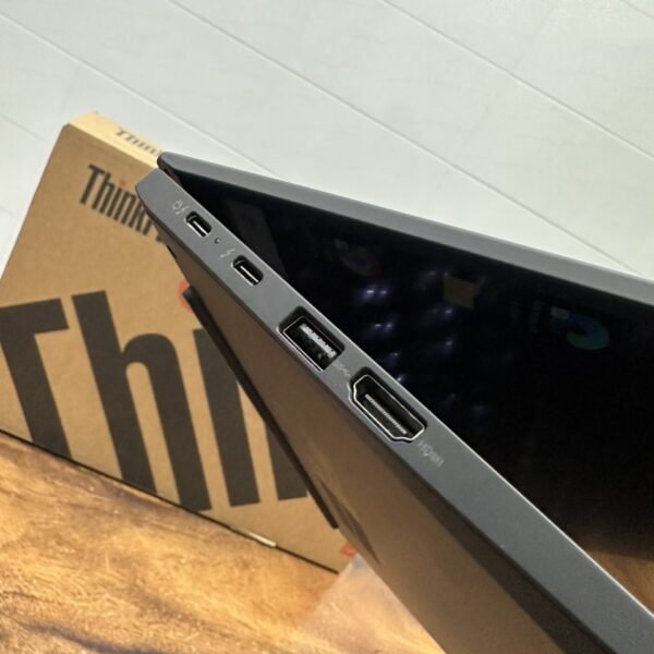 Thinkpad X1 Carbon Gen 11 10