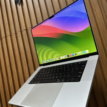 Macbook Pro 16 M1 Silver 90 8