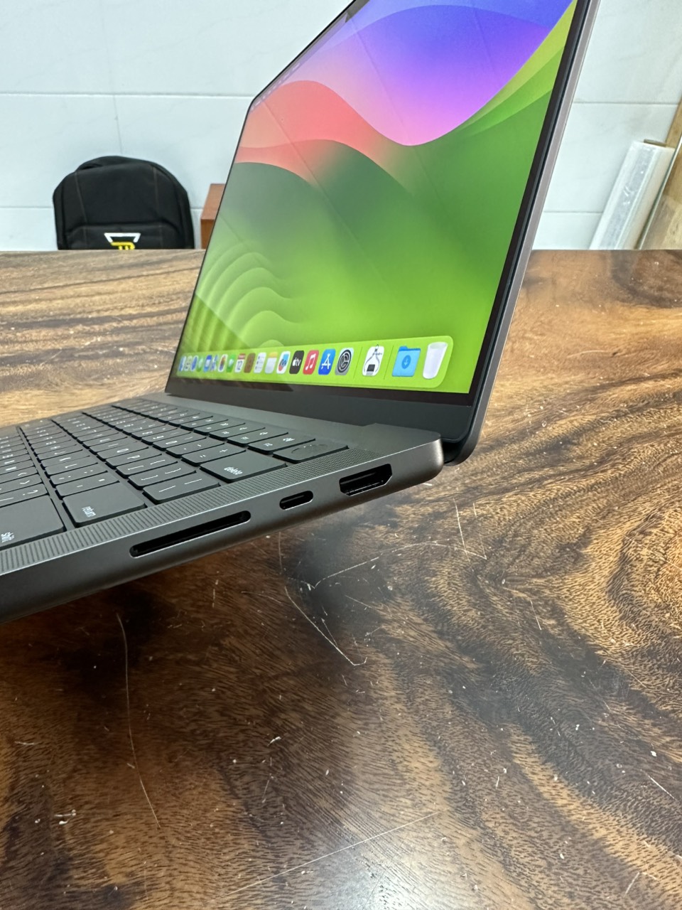 Macbook Pro 14 M3 Space Black 5