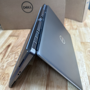 Dell Precision 7560 Core I9 1