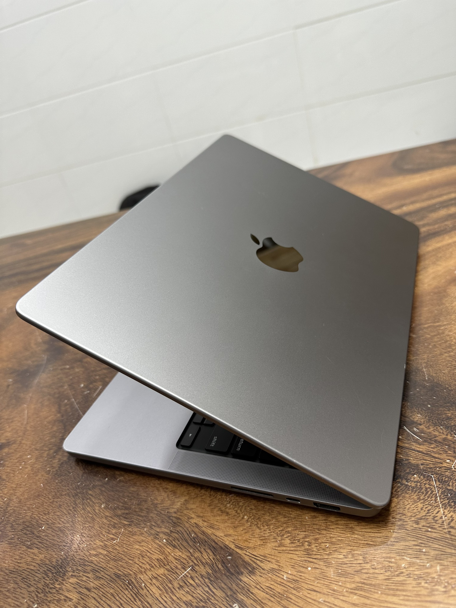 Macbook Pro 14 M2 Max 5