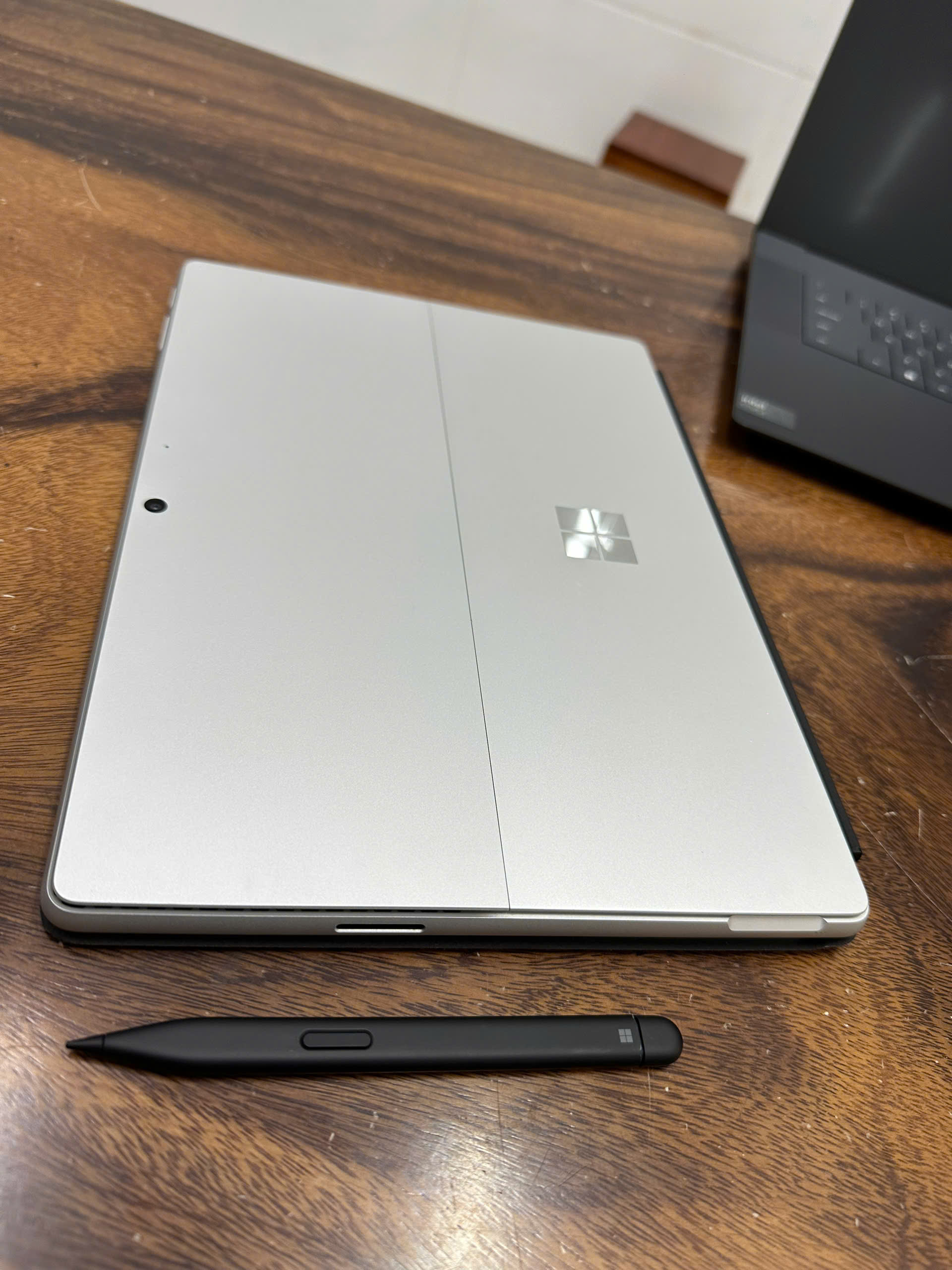 Surface Pro 9 Platinum 1