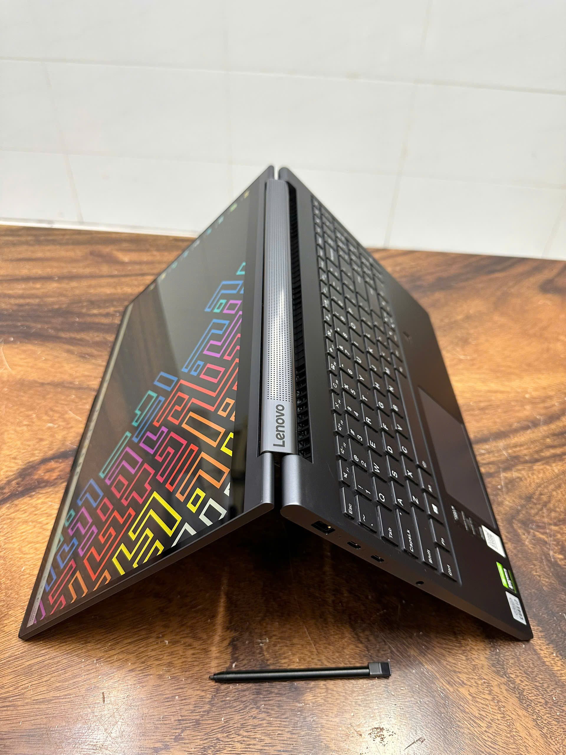 Lenovo Yoga 9 15imh5 11