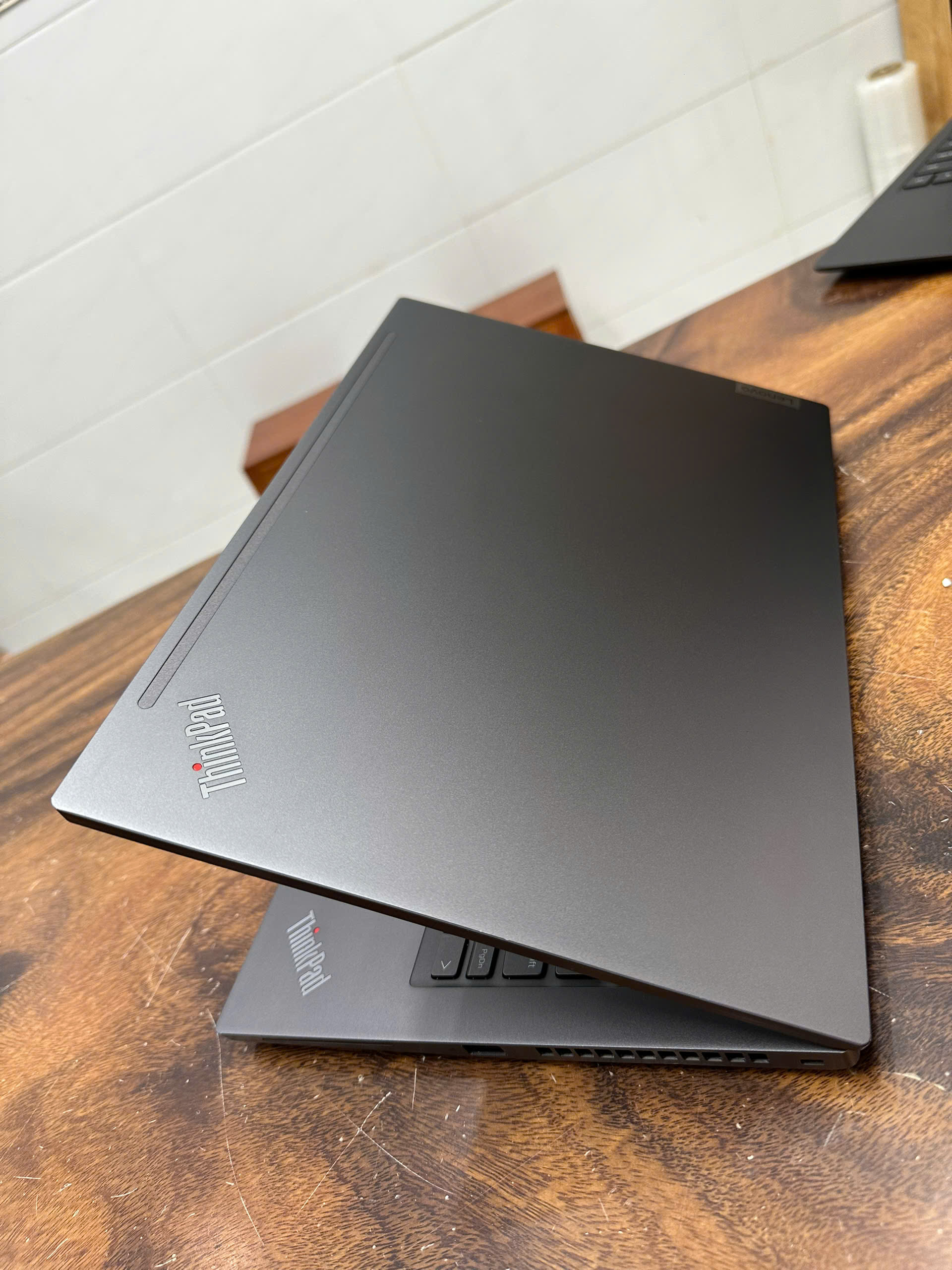 Thinkpad T14s Gen 2 Aluminum 1