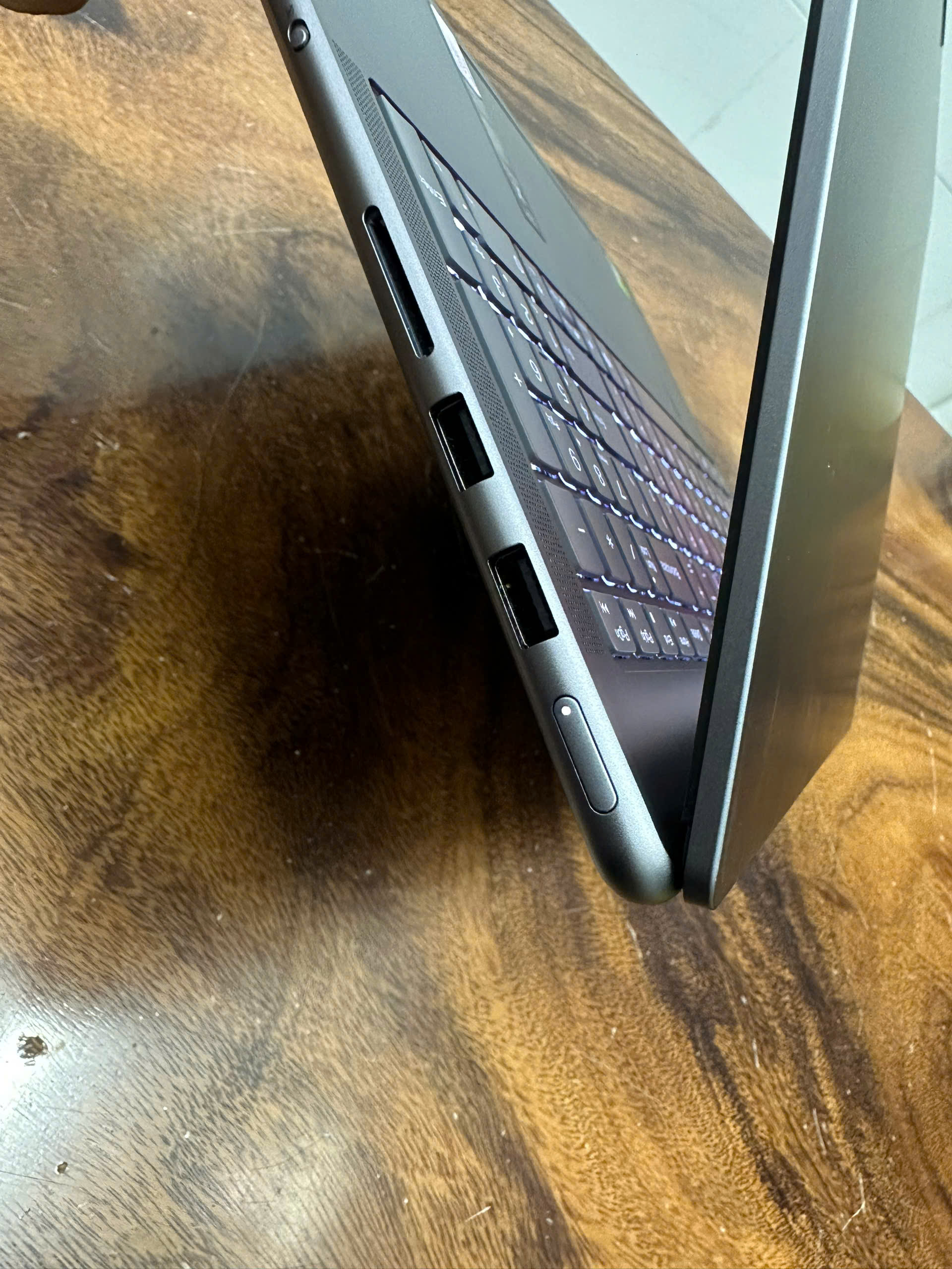 Lenovo Yoga 9i Pro 6