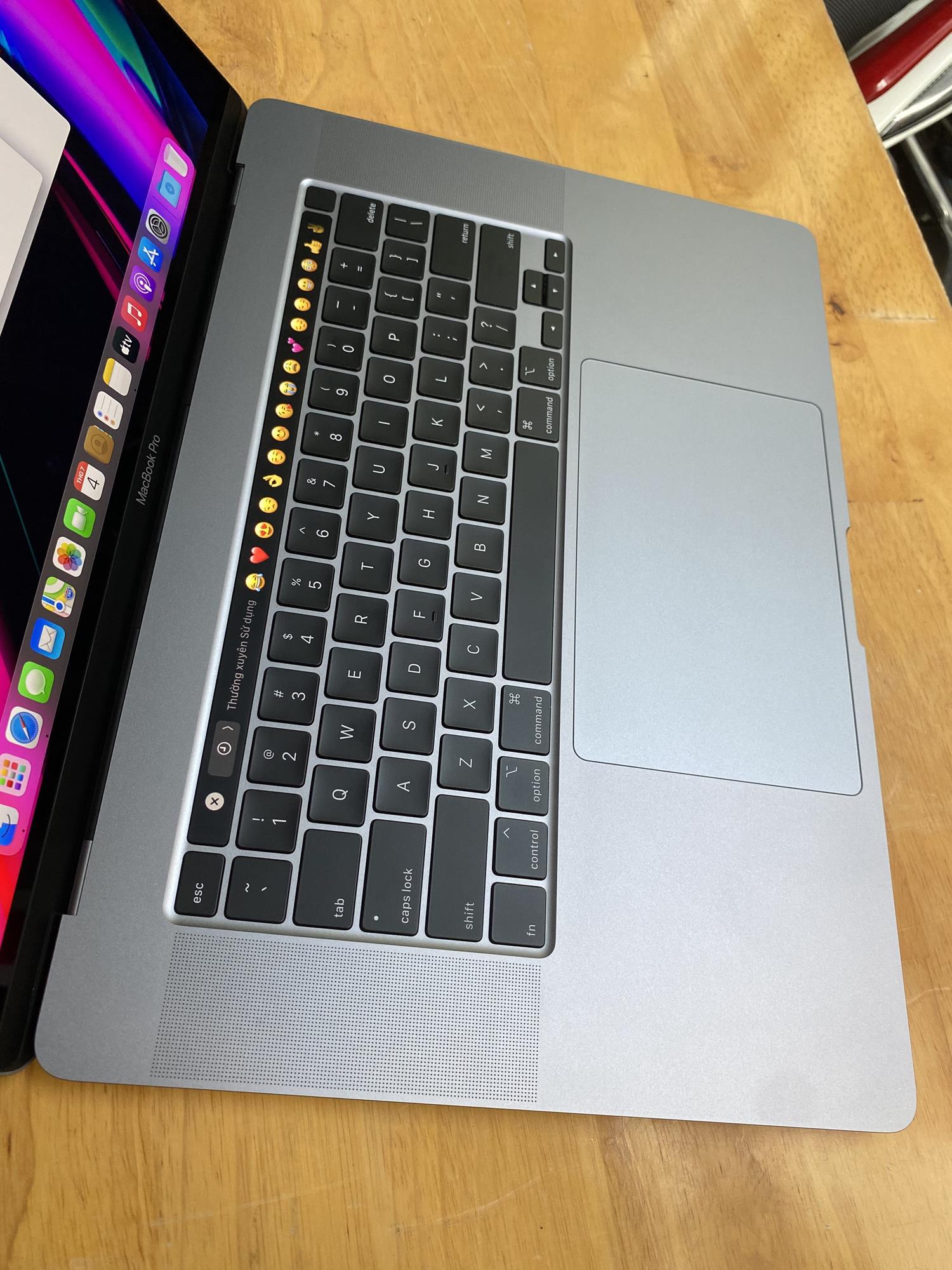 Macbook Pro 16 2019 7