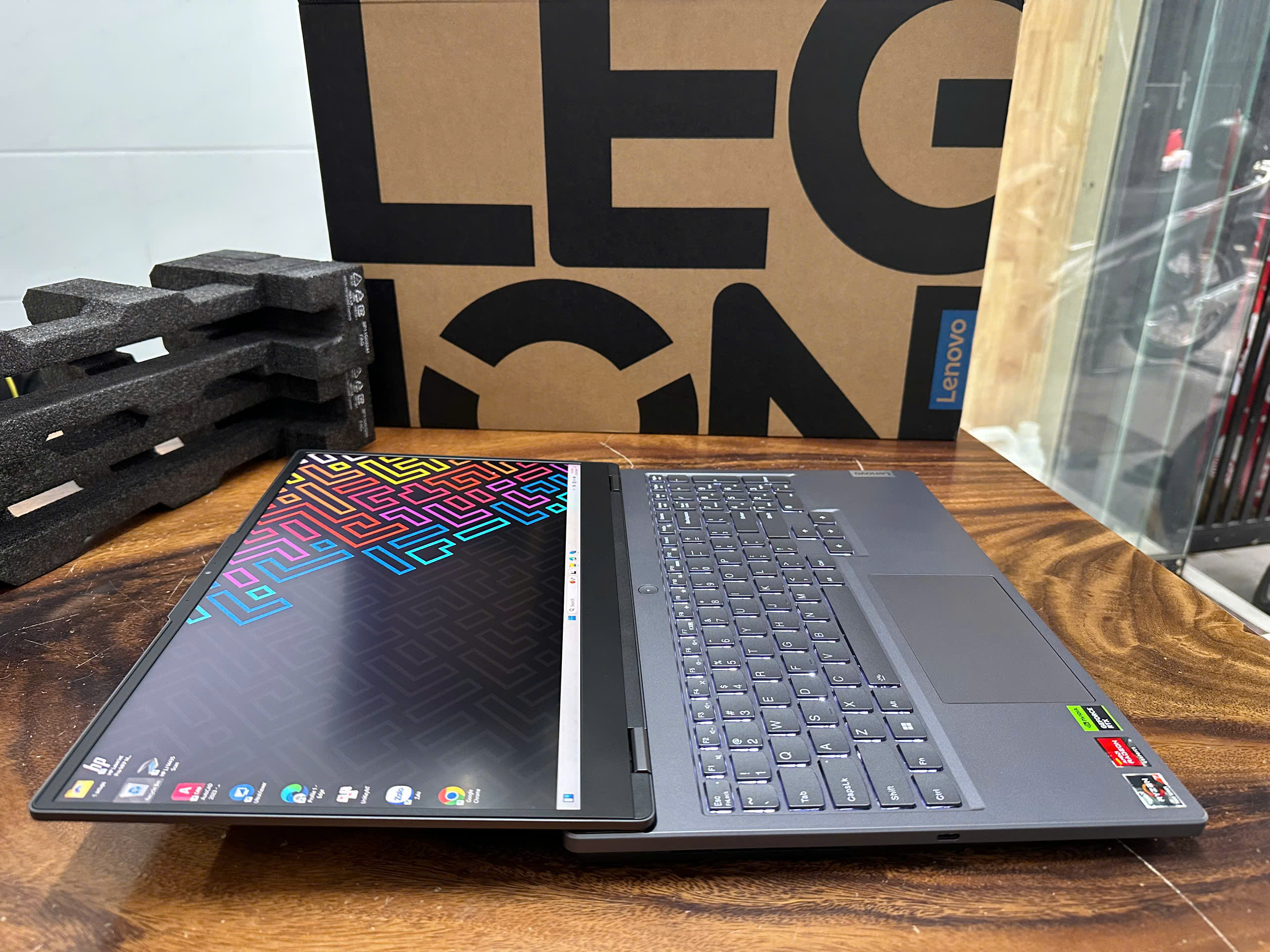 Lenovo Legion 5 15arp8 12