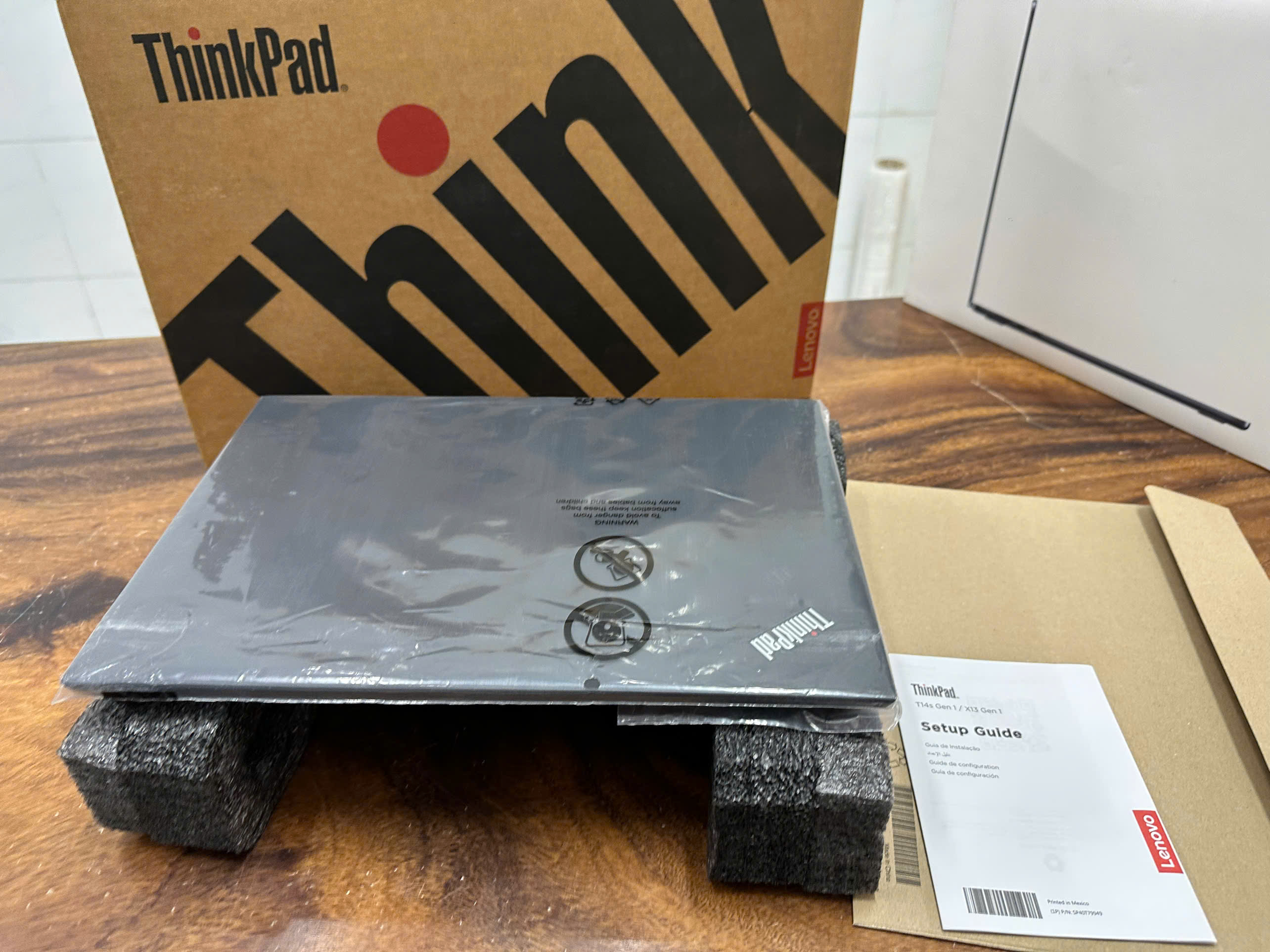 Thinkpad T14s New 4