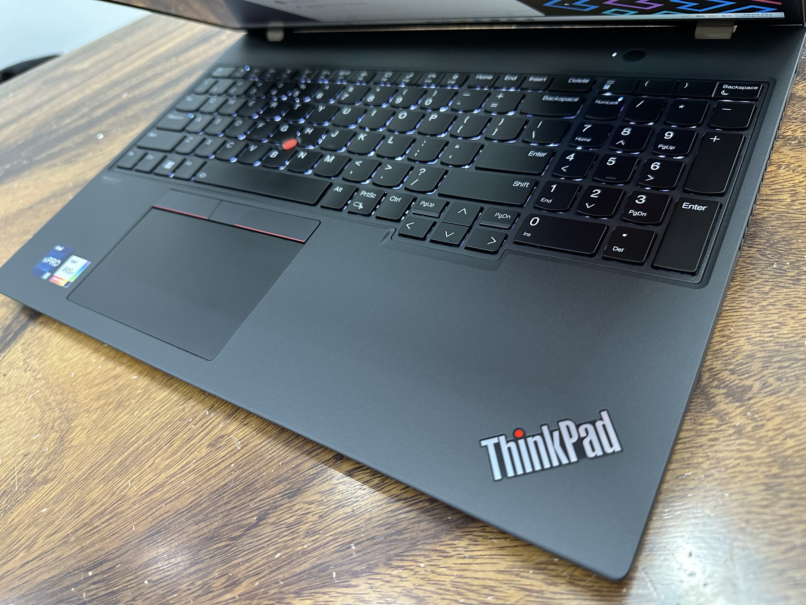 Thinkpad T16 Ore I7 7