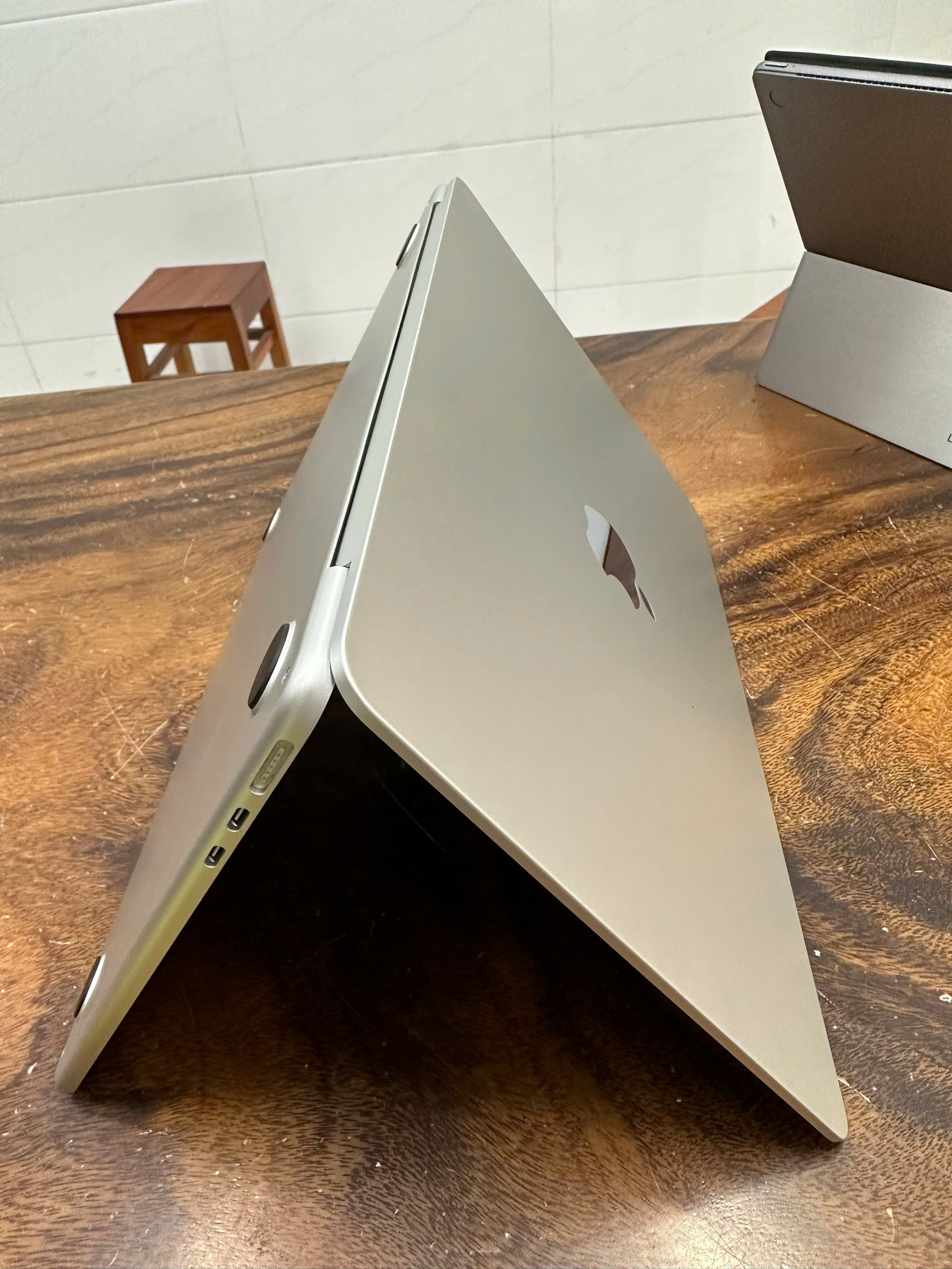 Macbook Air M3 Silver 6