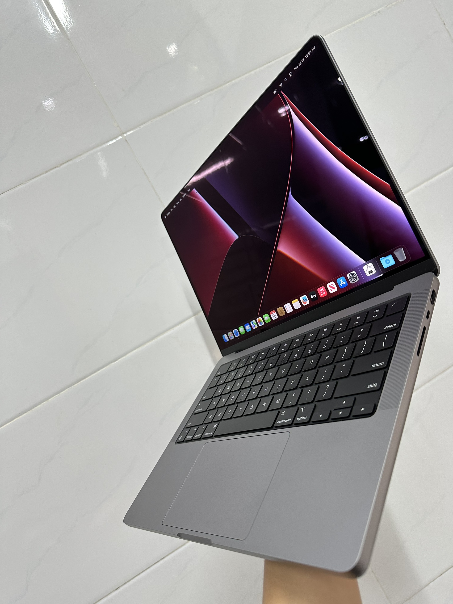 Macbook Pro 14 M2 Grey 6