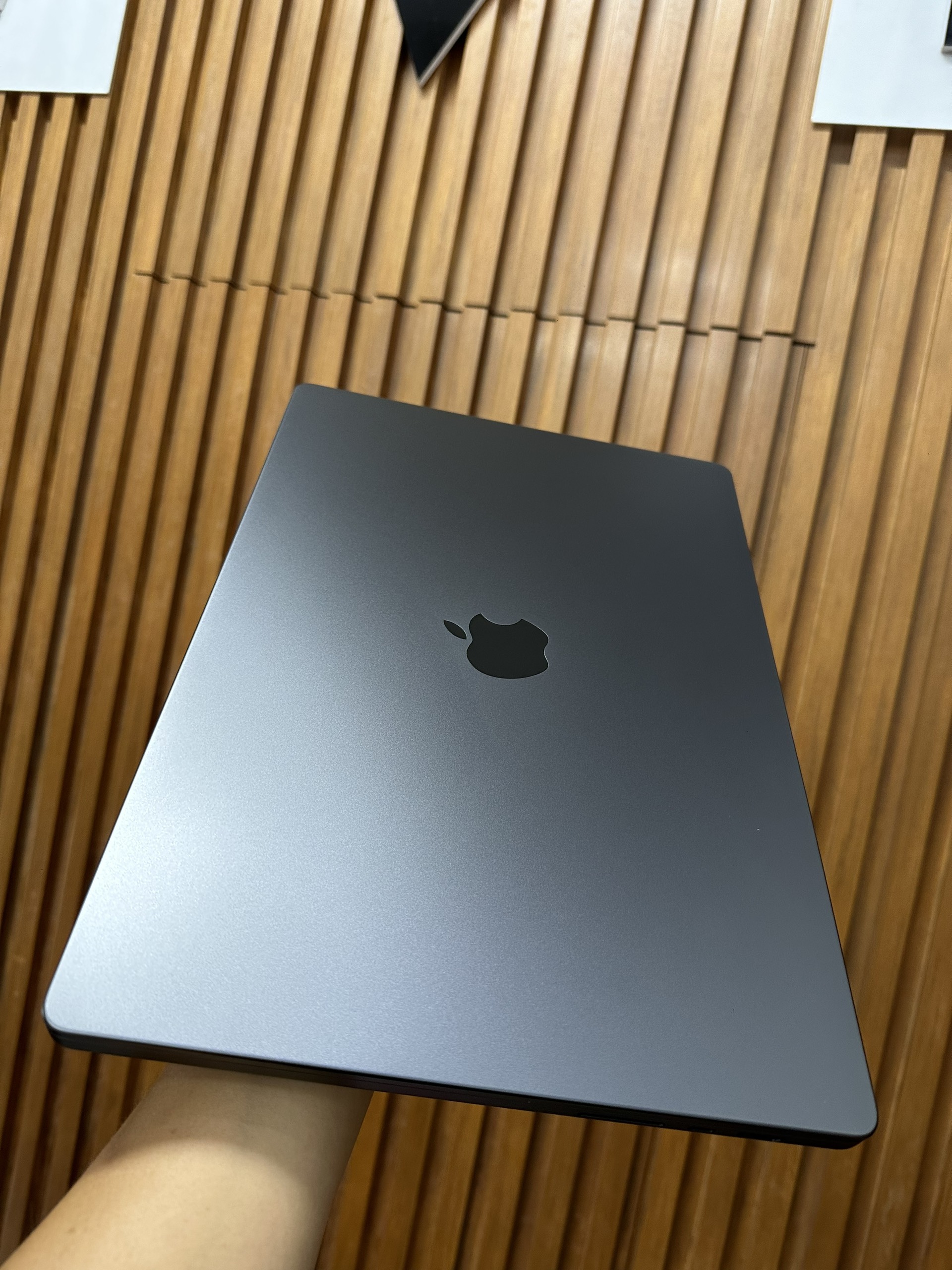 Macbook Pro 16 M3 Max 5