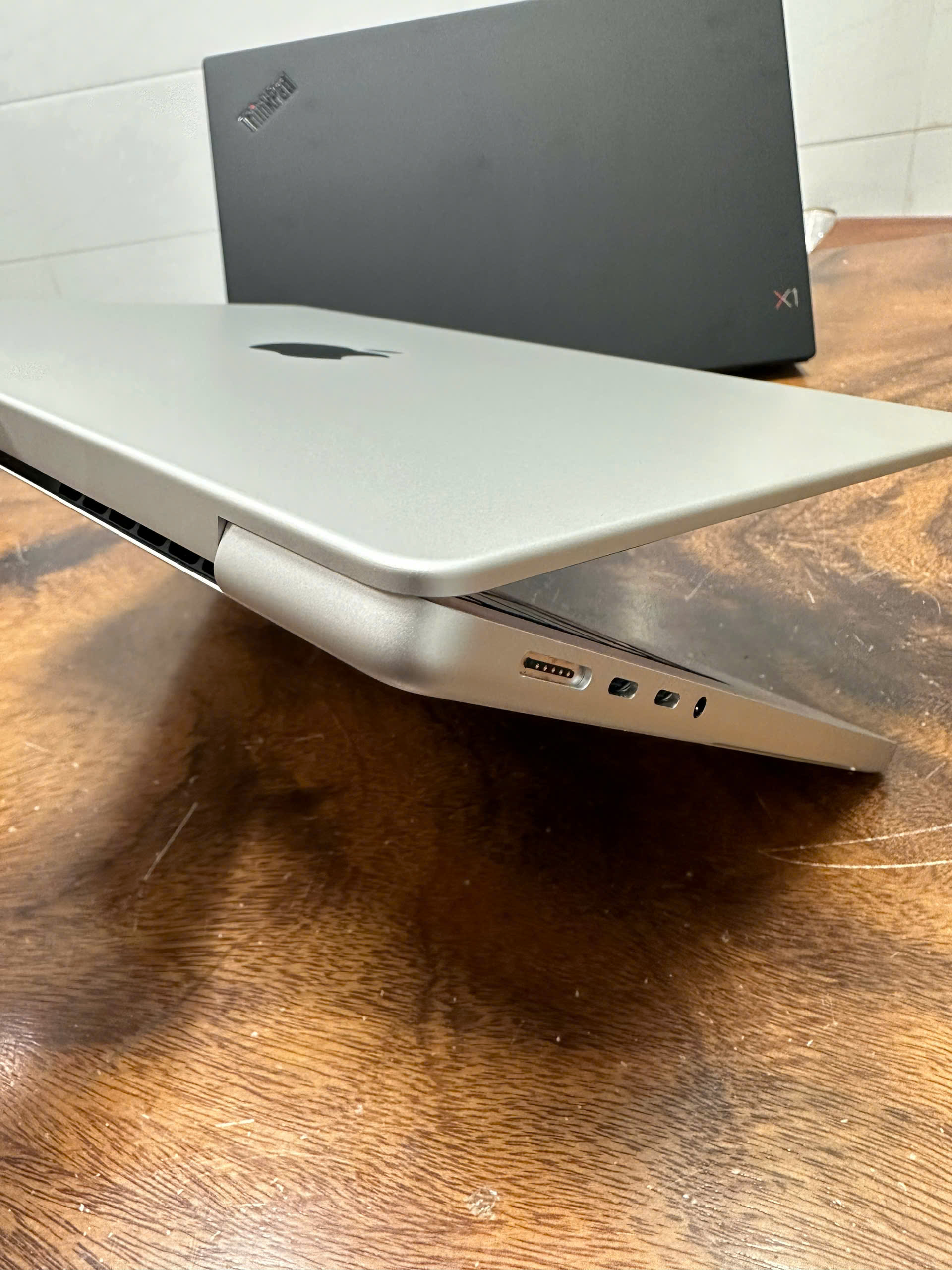 Macbook Pro 14 M2 Silver 6