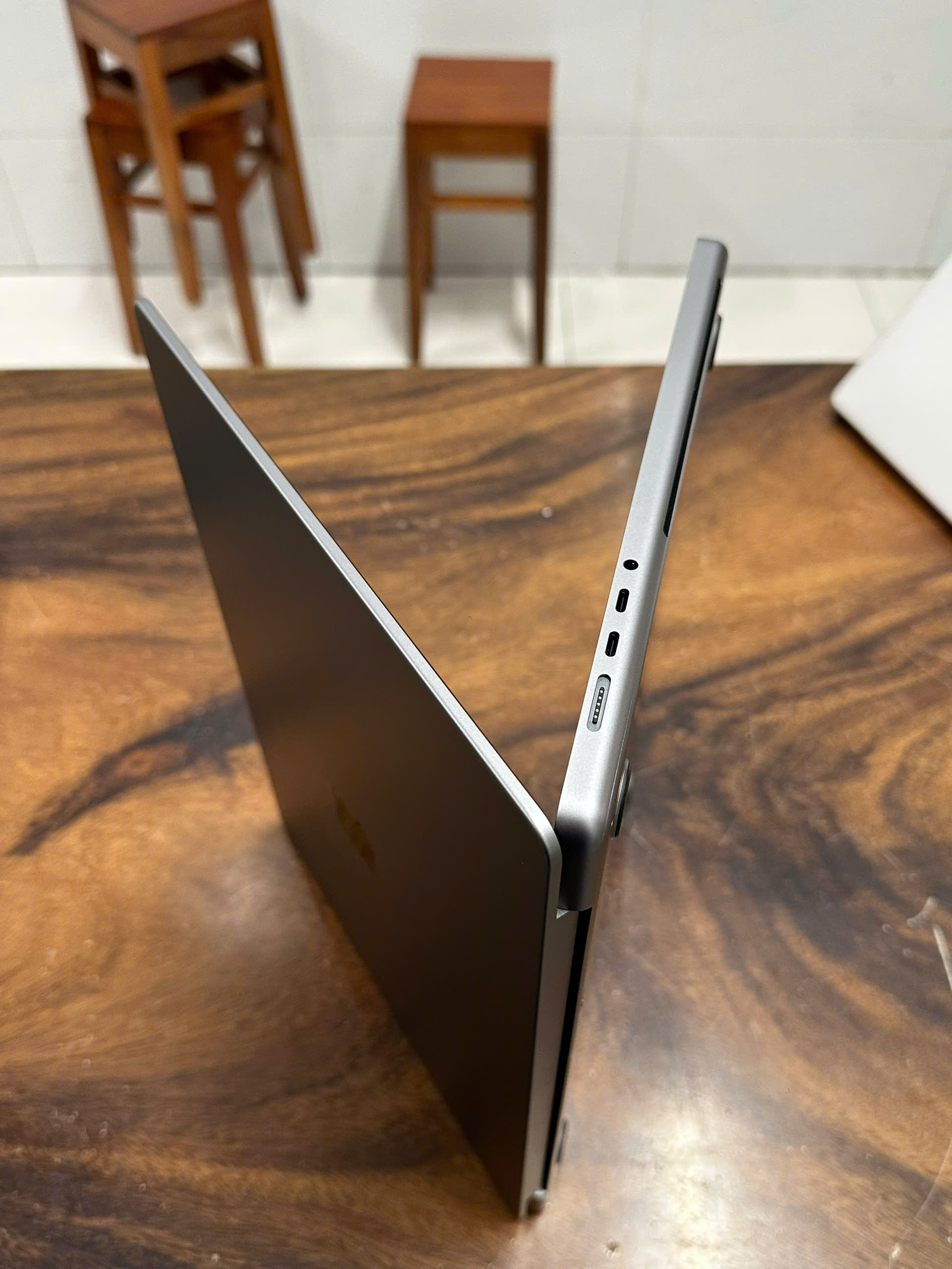 Macbook Pro 16 M1 Max Grey 5