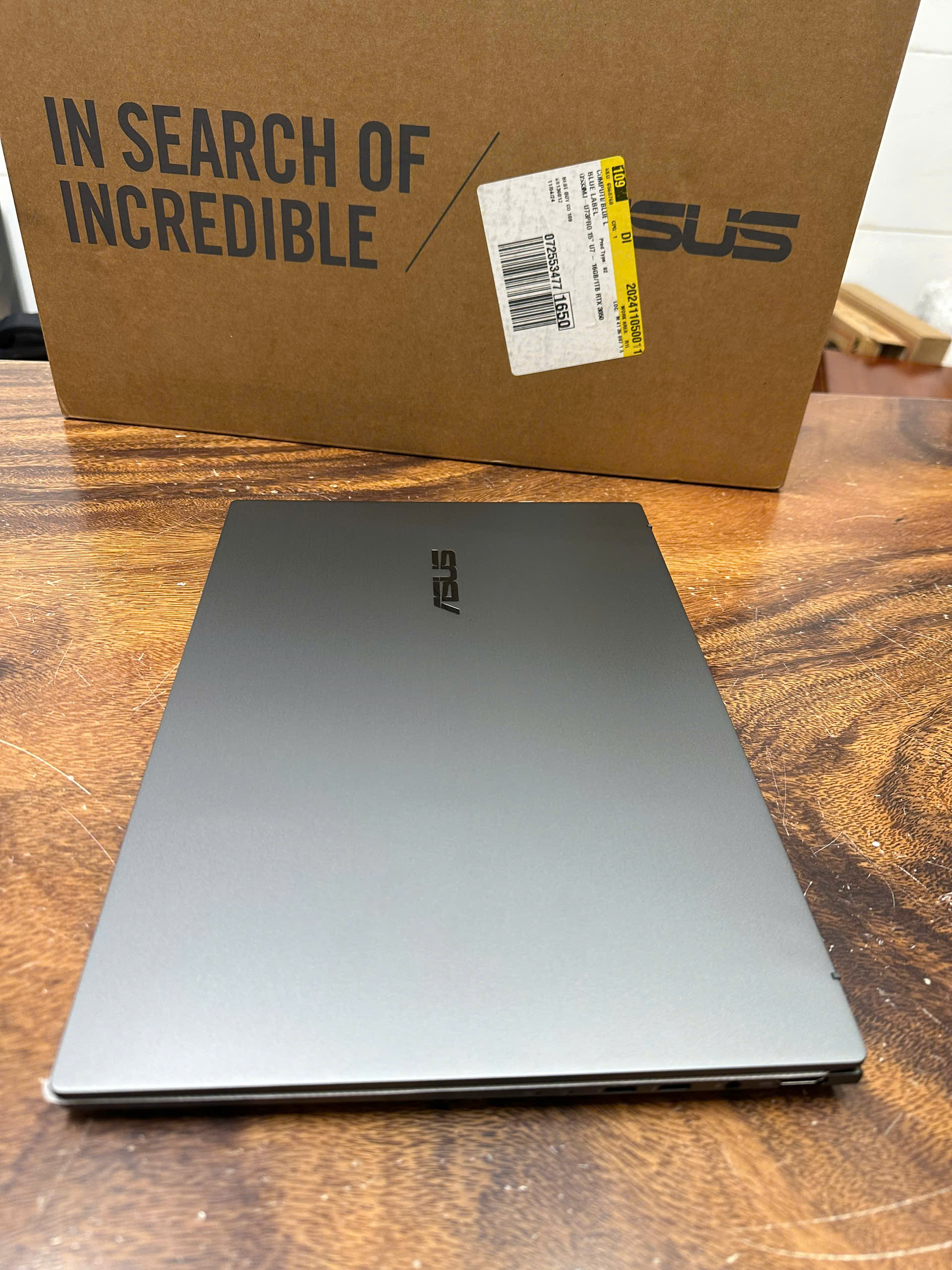 Asus Zenbook Q425 7