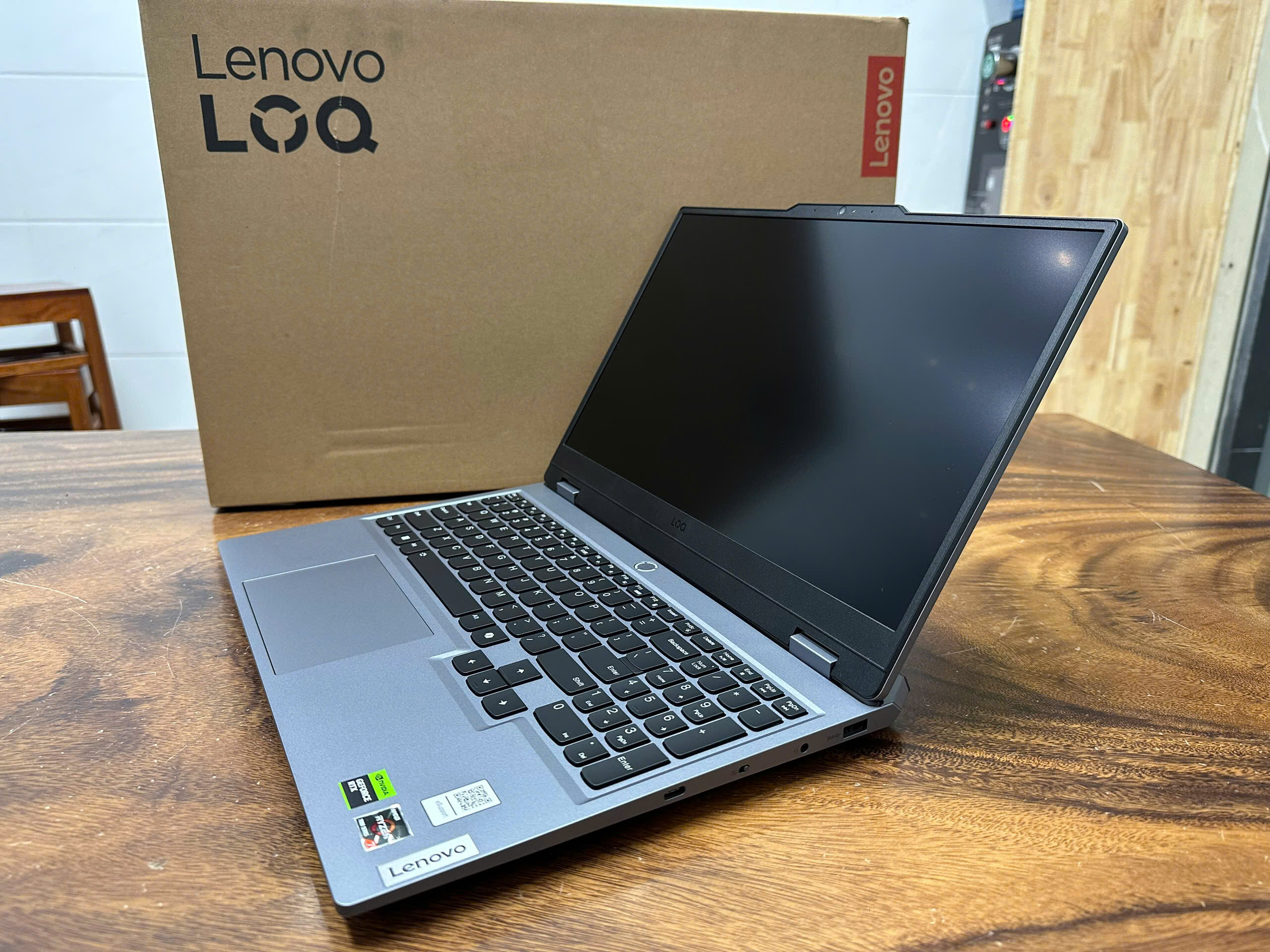 Lenovo Loq 15arp9 3