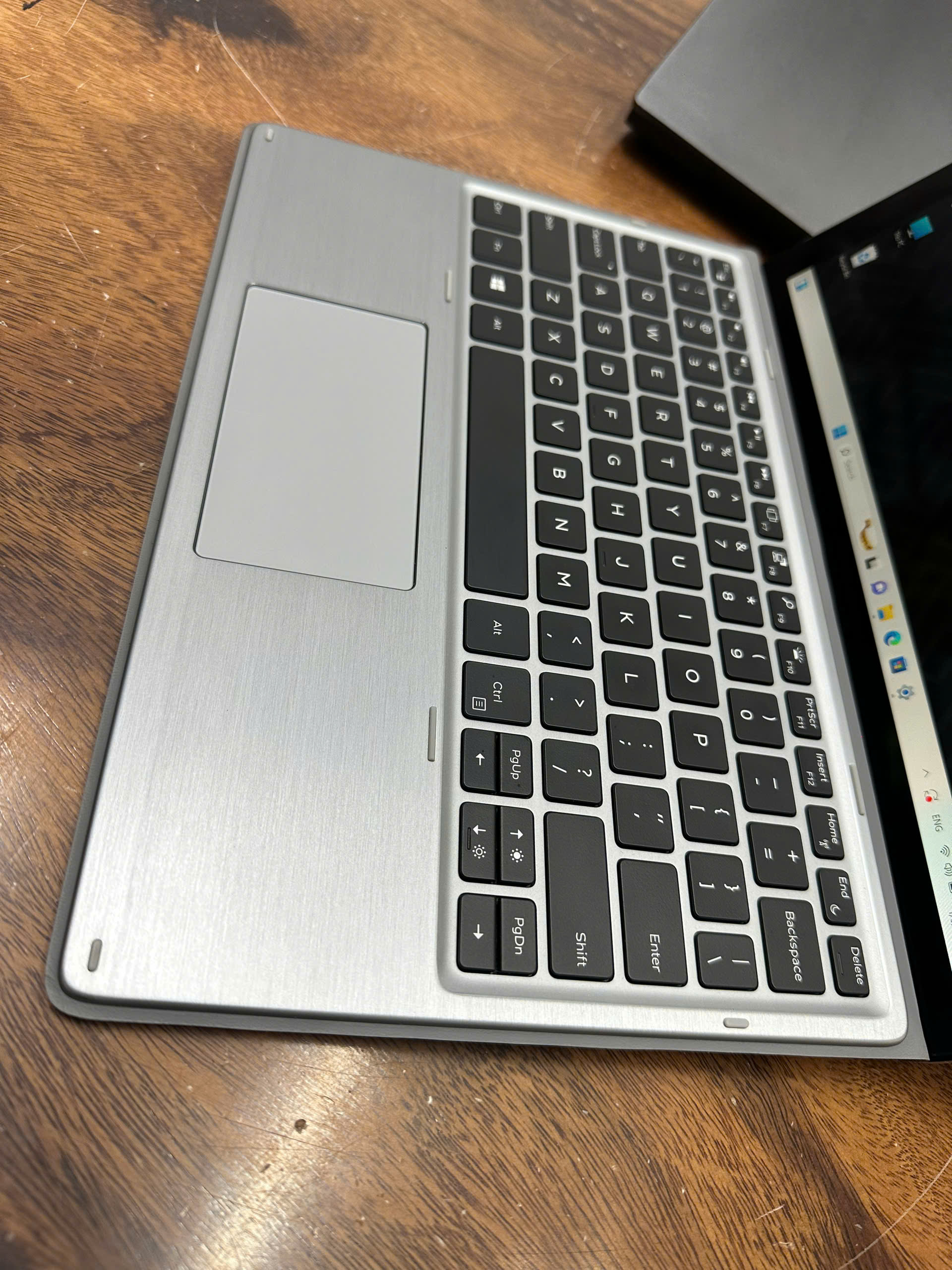 Dell Latitude 7210 2in1 3 1