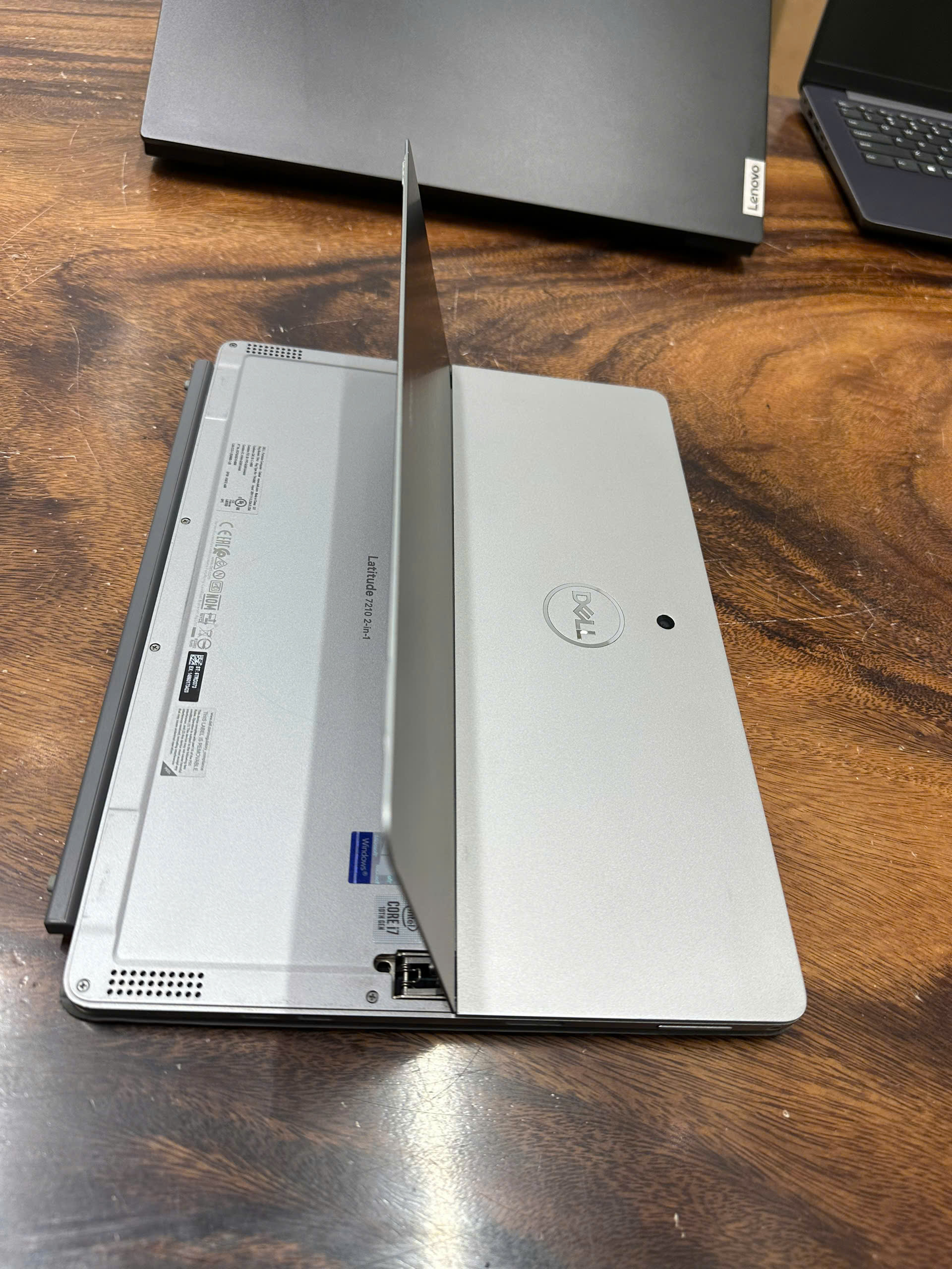 Dell Latitude 7210 2in1 5 1