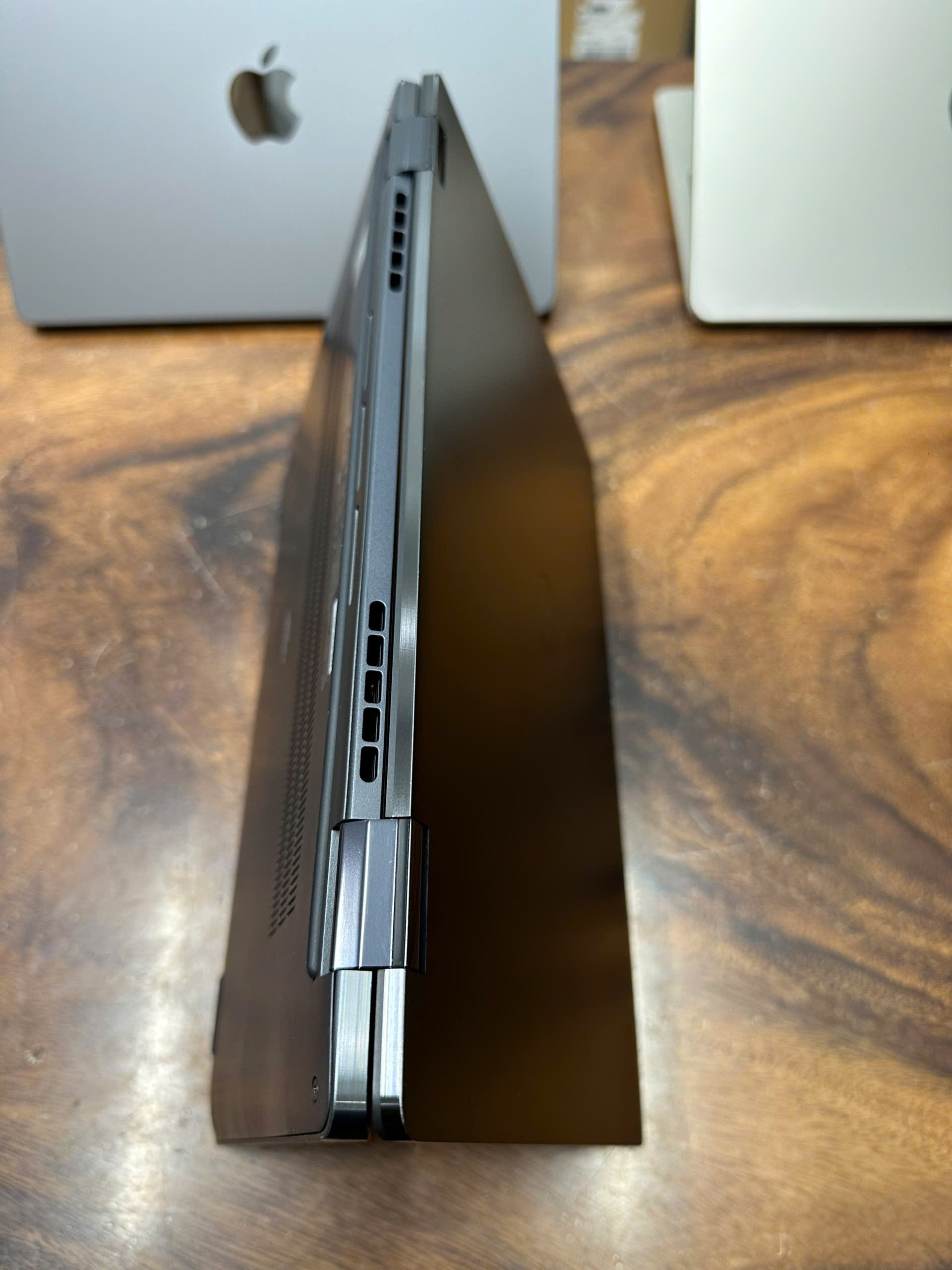 Dell Latitude 9440 Core I7 1