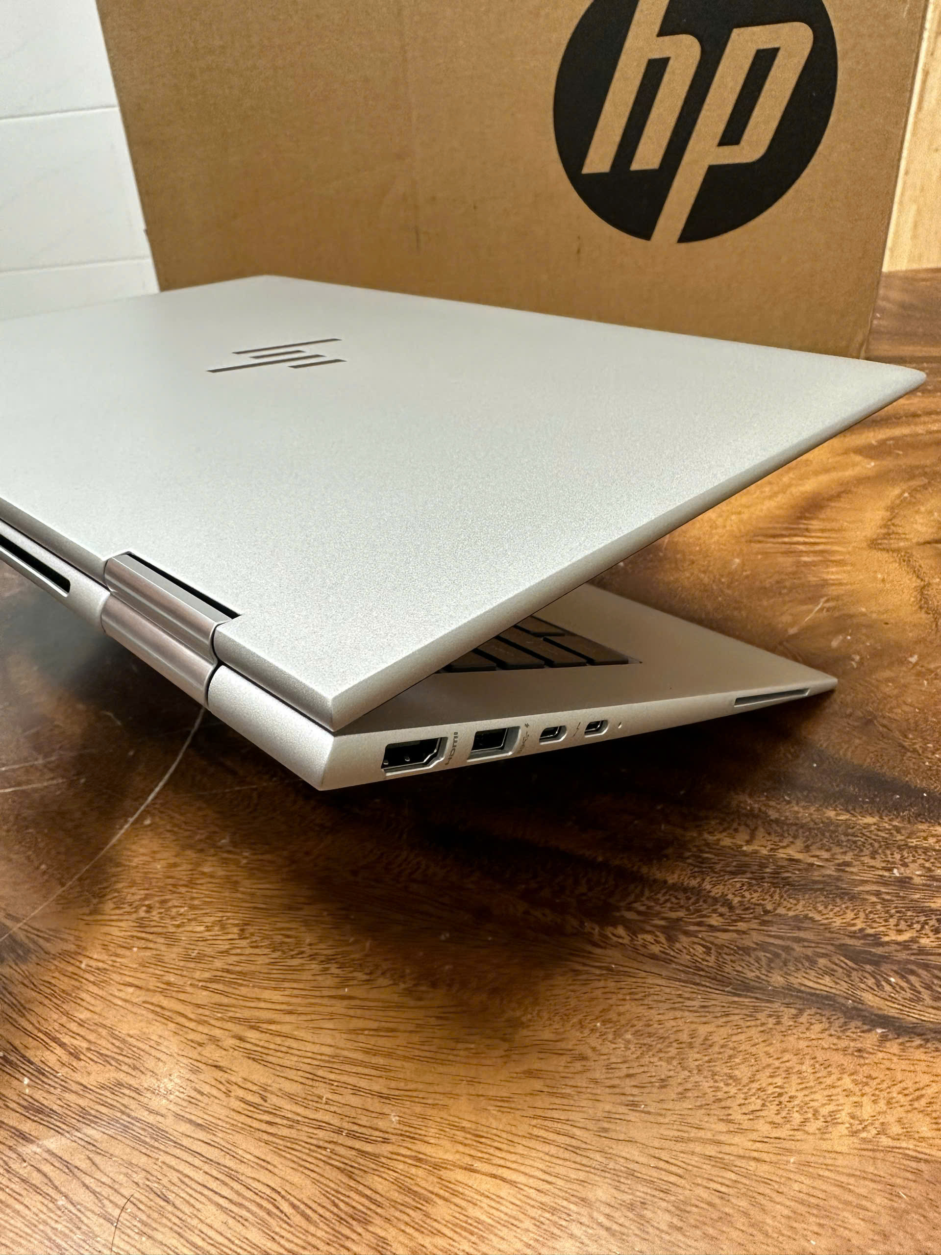 Hp Elitebook 1040 G10 X360 Core I7 3