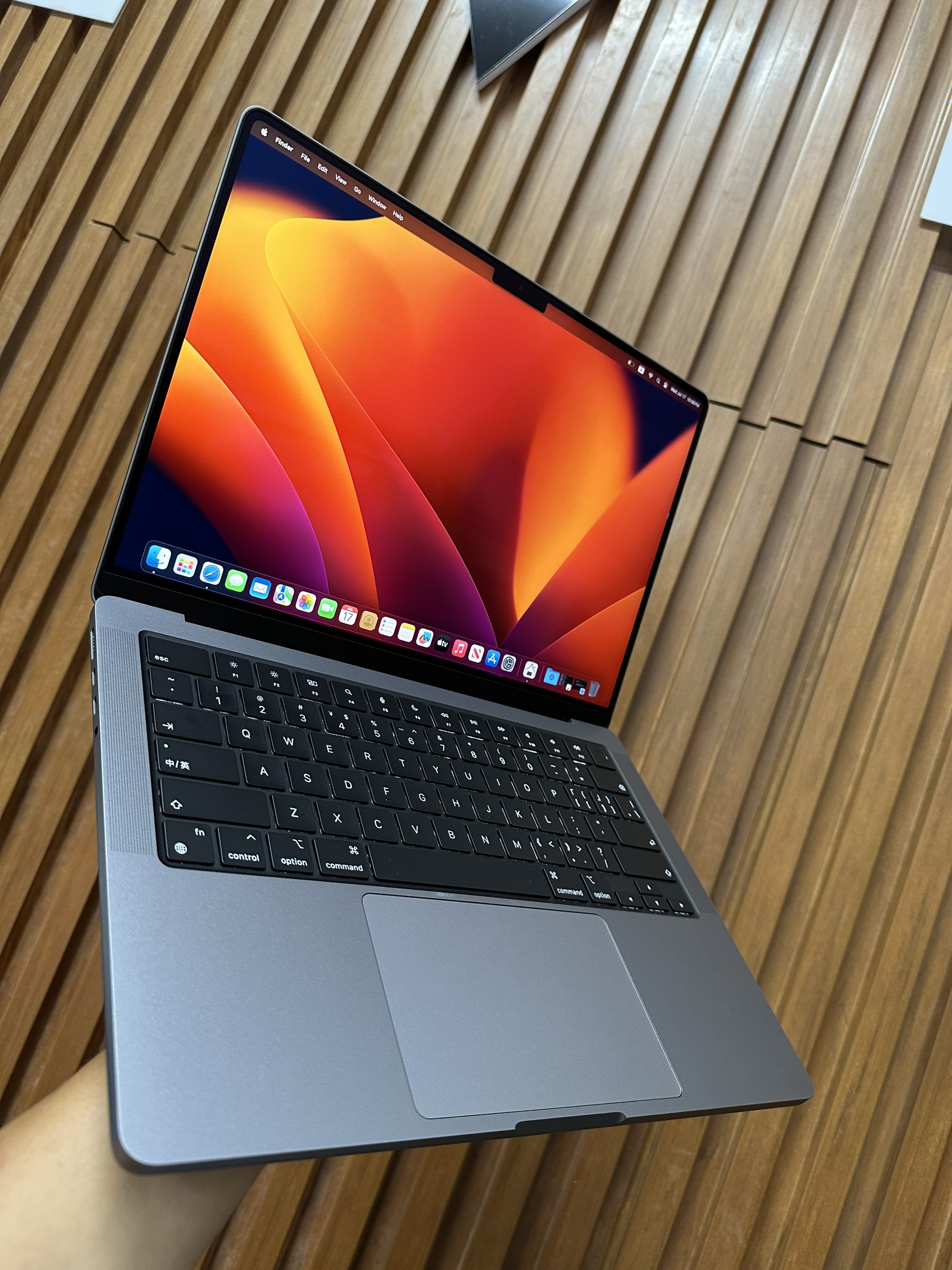 Macbook Pro 14 M3 Grey 7