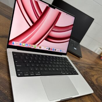 Macbook Pro 14 M3 Silver 2