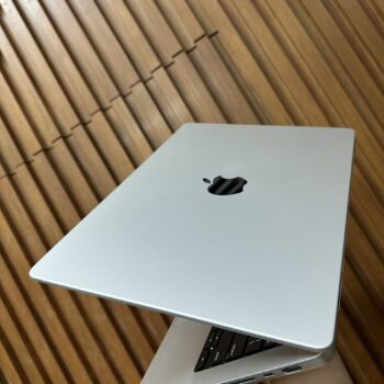 Macbook Pro 14 M3 Silver 8