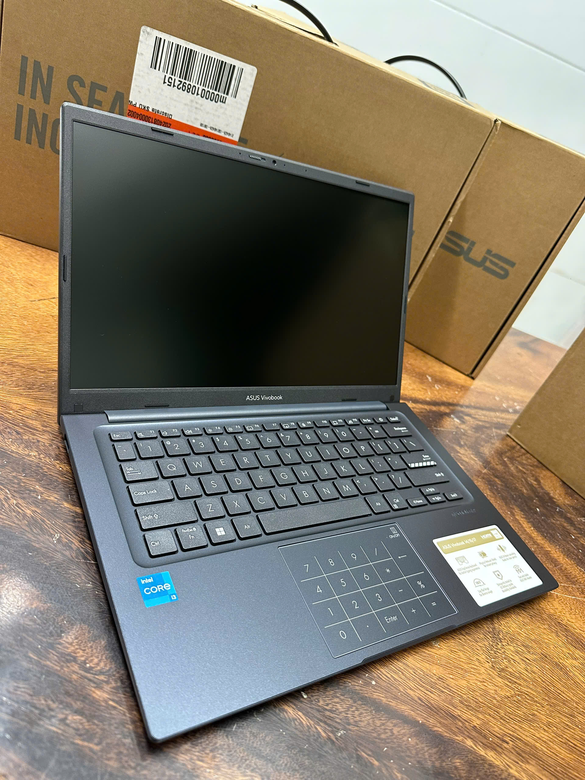 Asus Vivobook X1404z 3