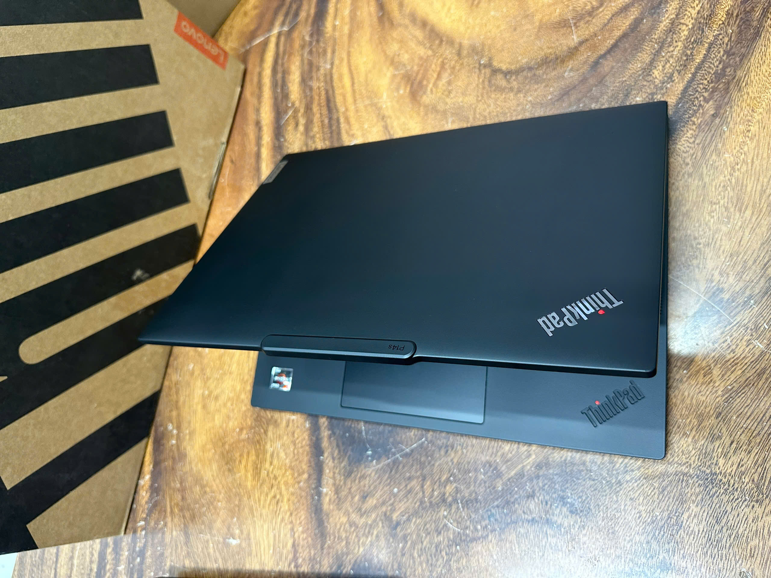 Thinkpad P14s Gen 5 Ryzen 7 4