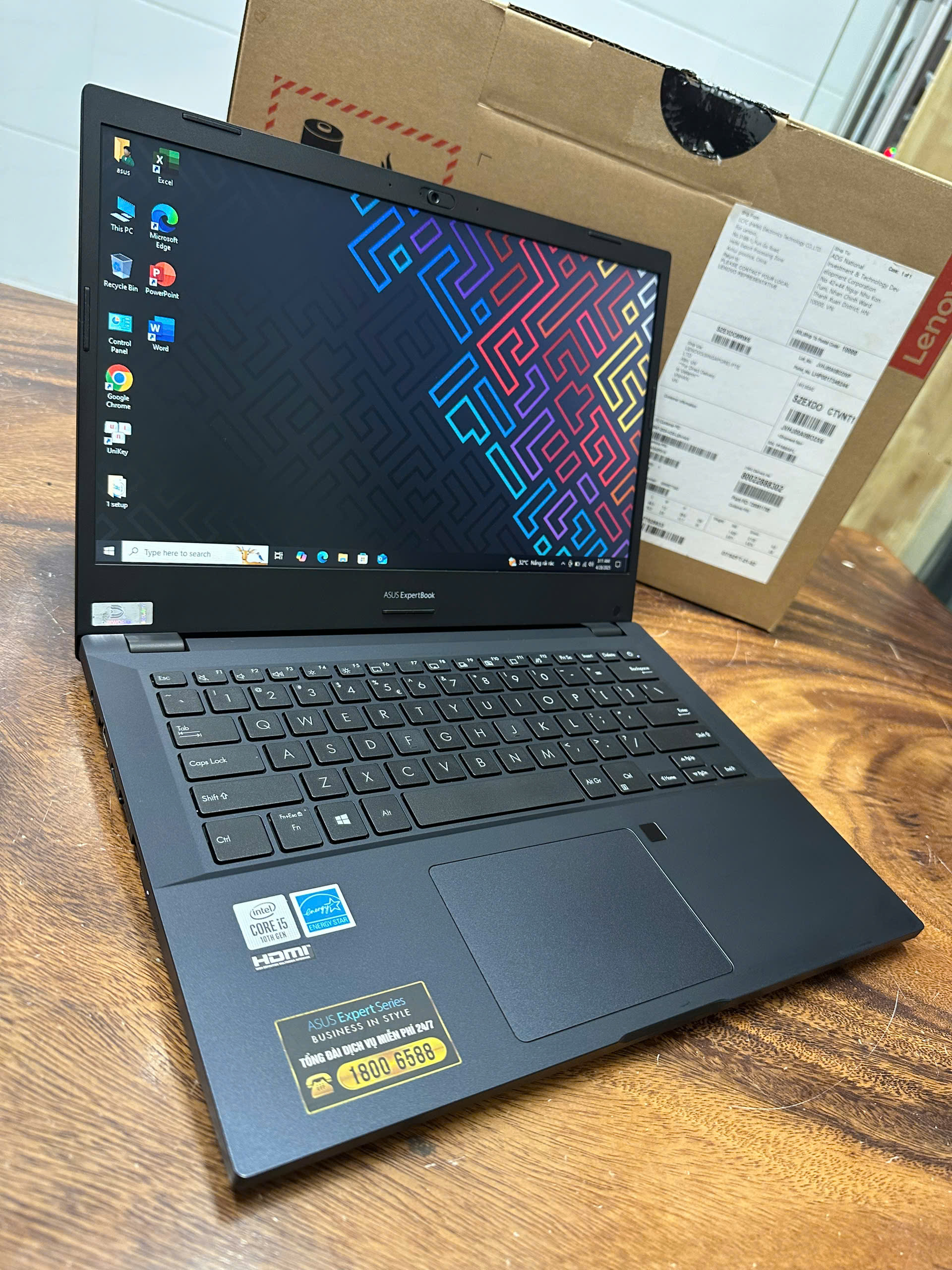 Asus Expertbook P2451f 1
