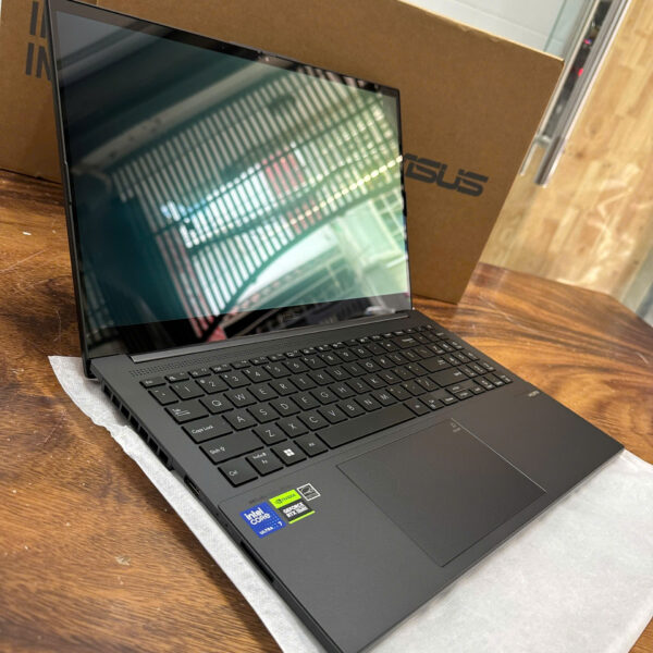 Asus Vivobook Pro 15 Oled Q533 15