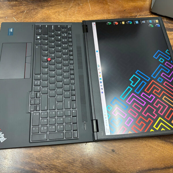 Thinkpad P16v Gen 2 Ultra 7 2