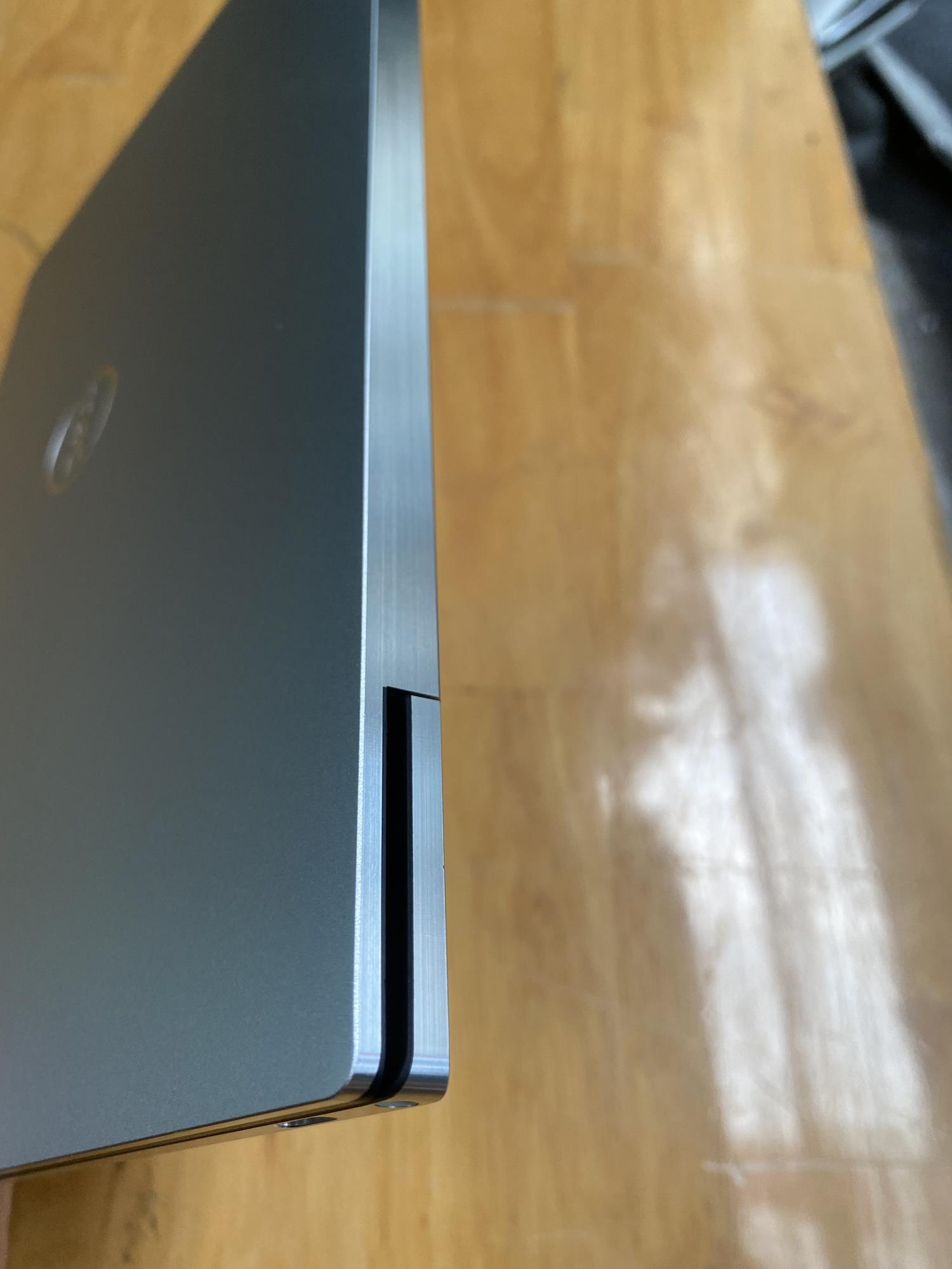 Dell Xps 9300 Core I7 1