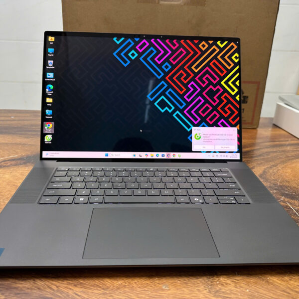 Dell Precision 5690 Oled 6