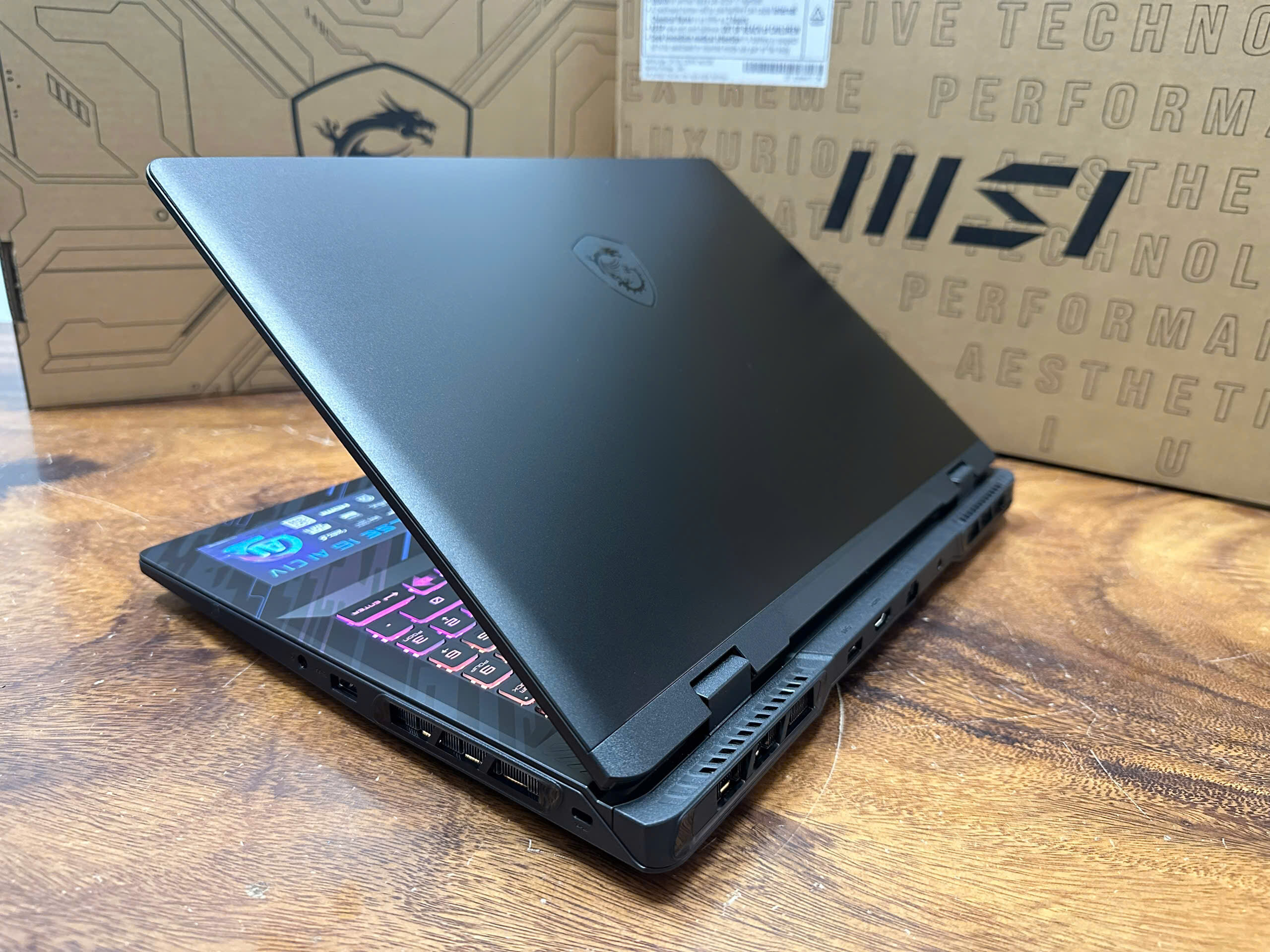 Msi Pulse 16 Ai C1vgkg