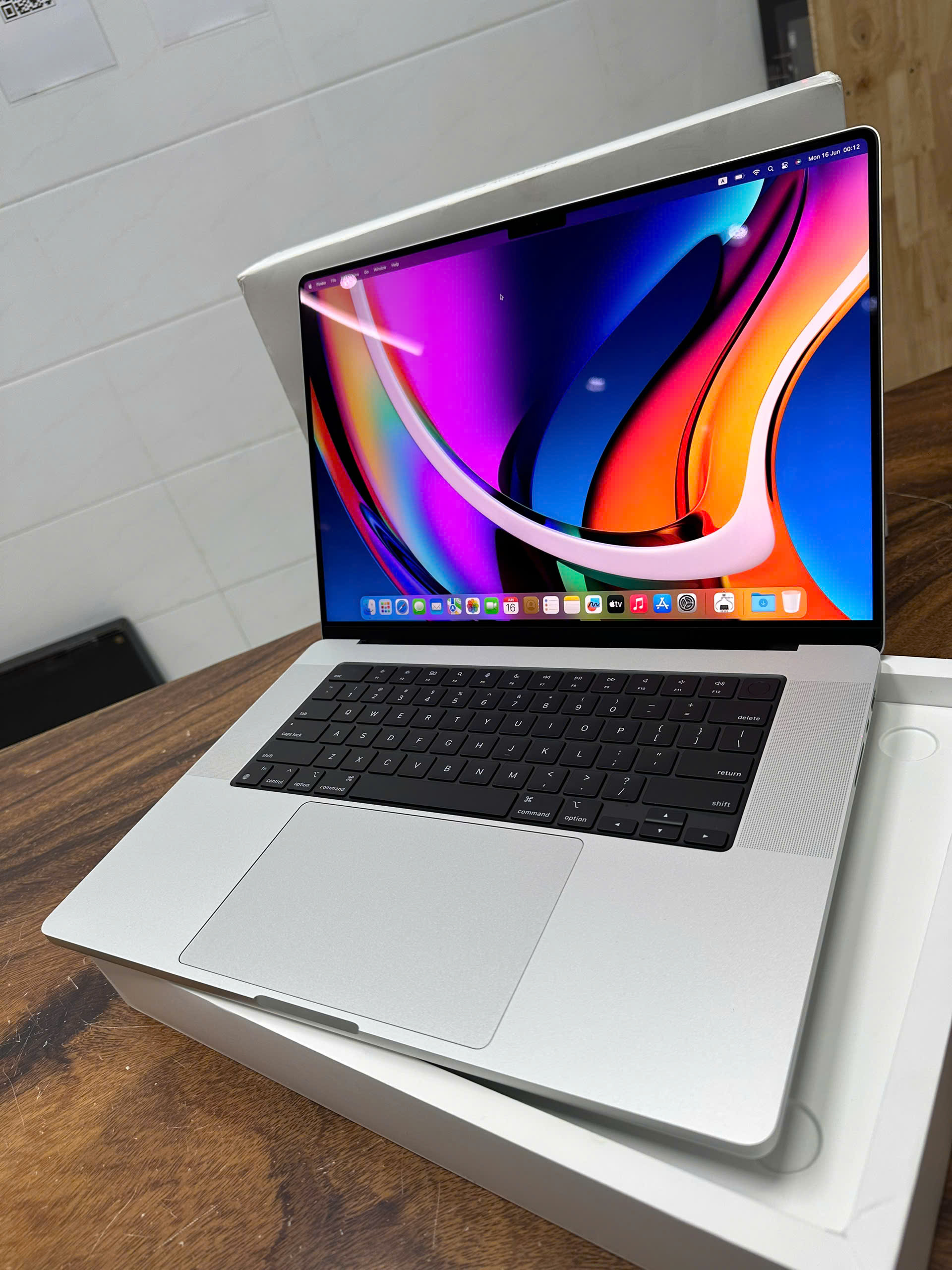 Macbook Pro 16 Inch M4 Pro 3