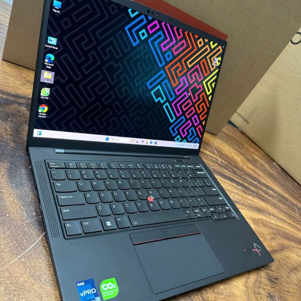 Thinkpad X1 Carbon Gen 10 4k8