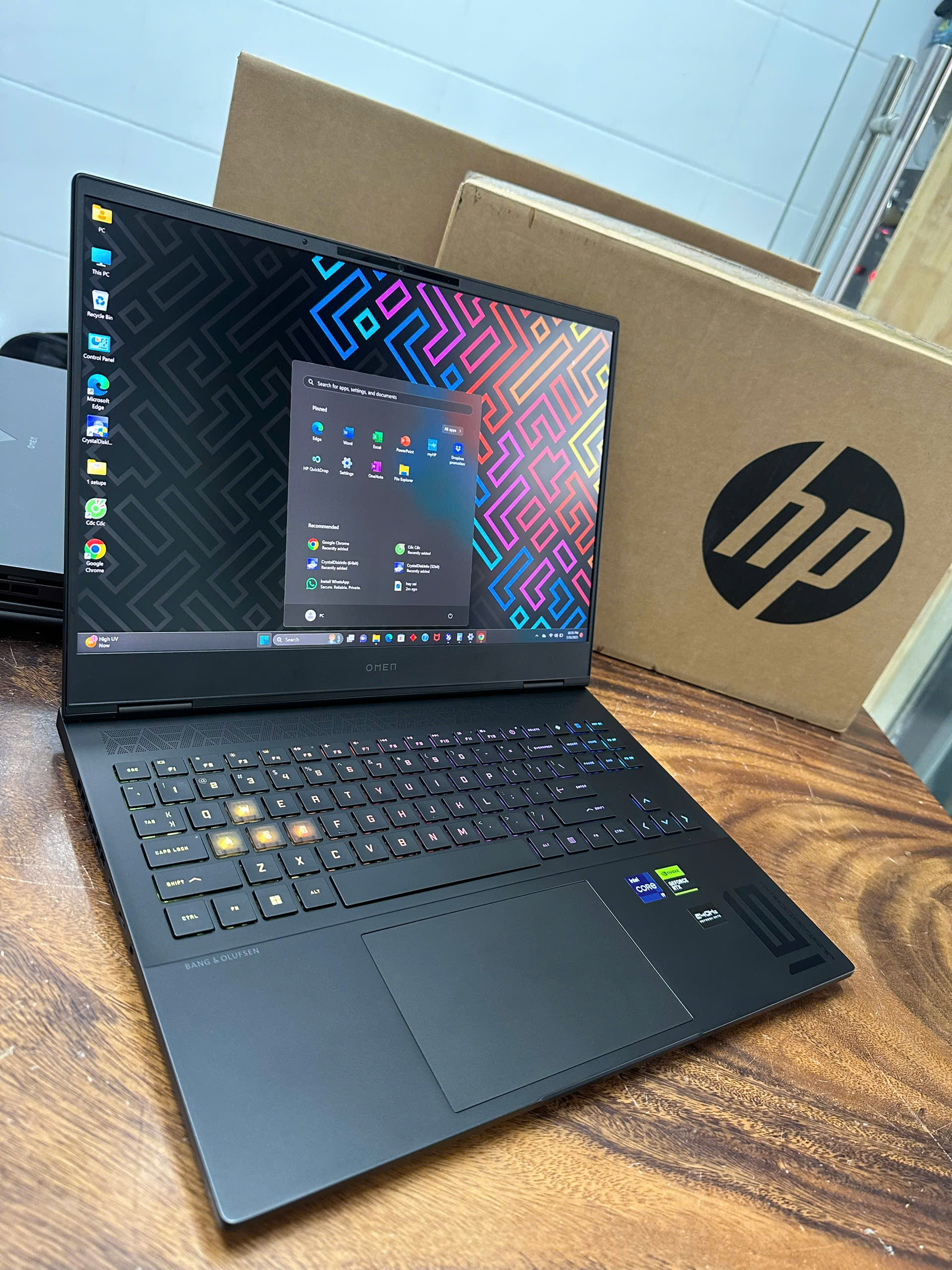 Hp Omen Transcend 16 7