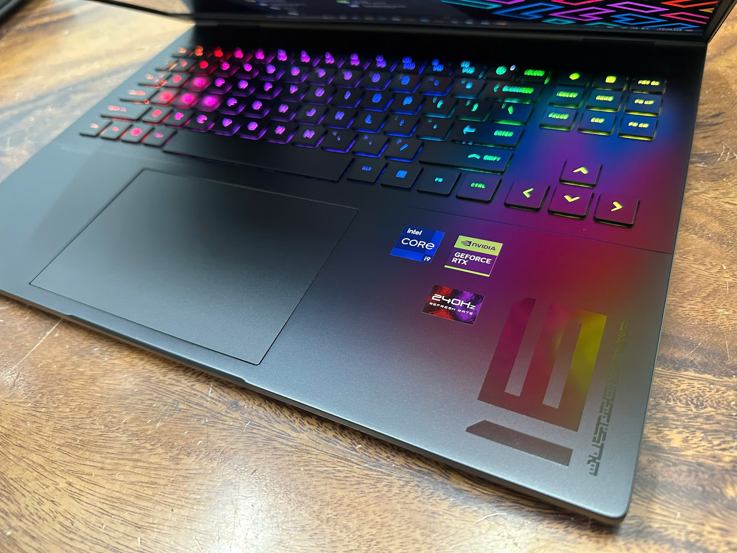 Hp Omen Transcend 16 8