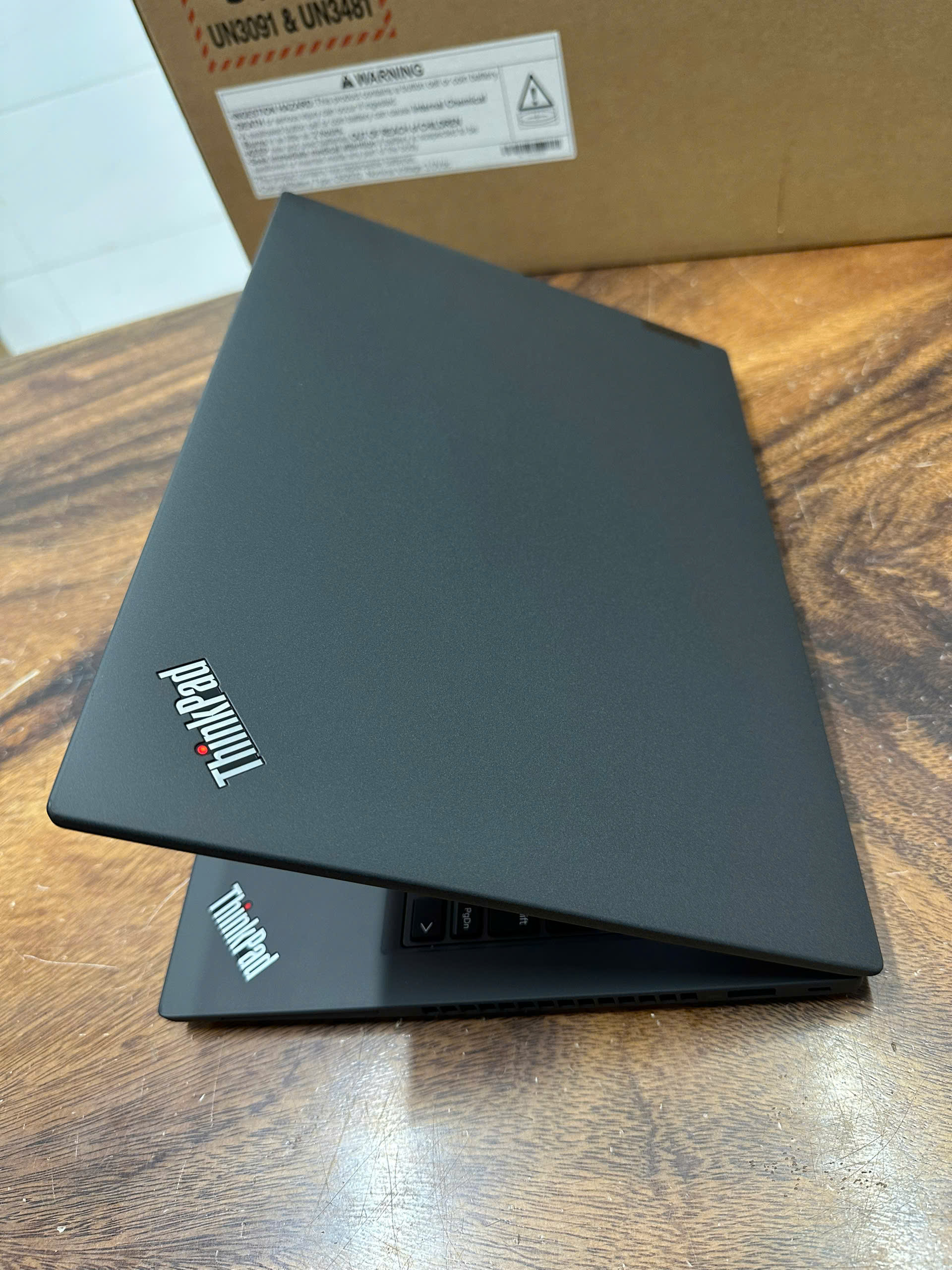 Thinkpad P14s Gen 4 2