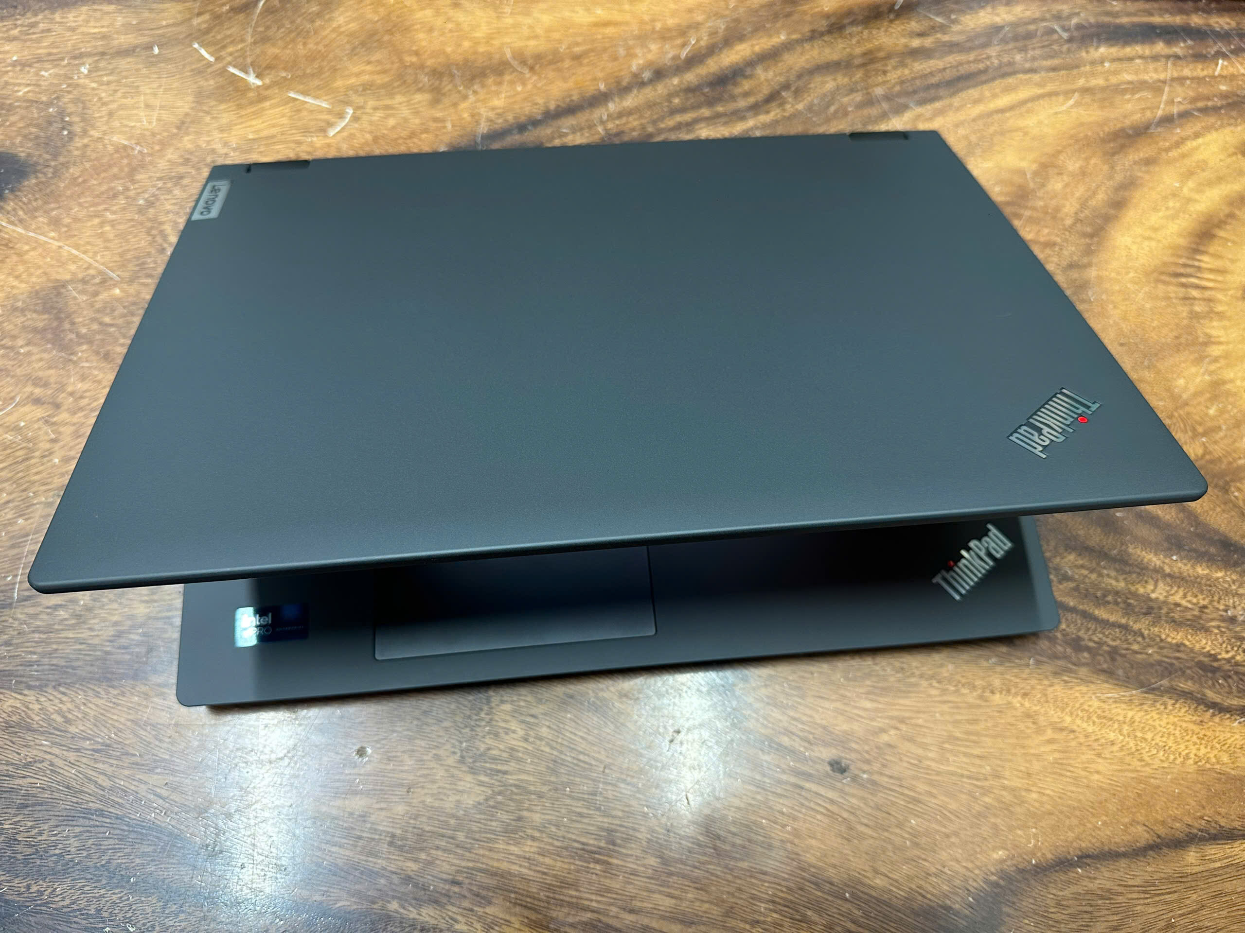 Thinkpad P16v Gen 2 Ultra 7 5