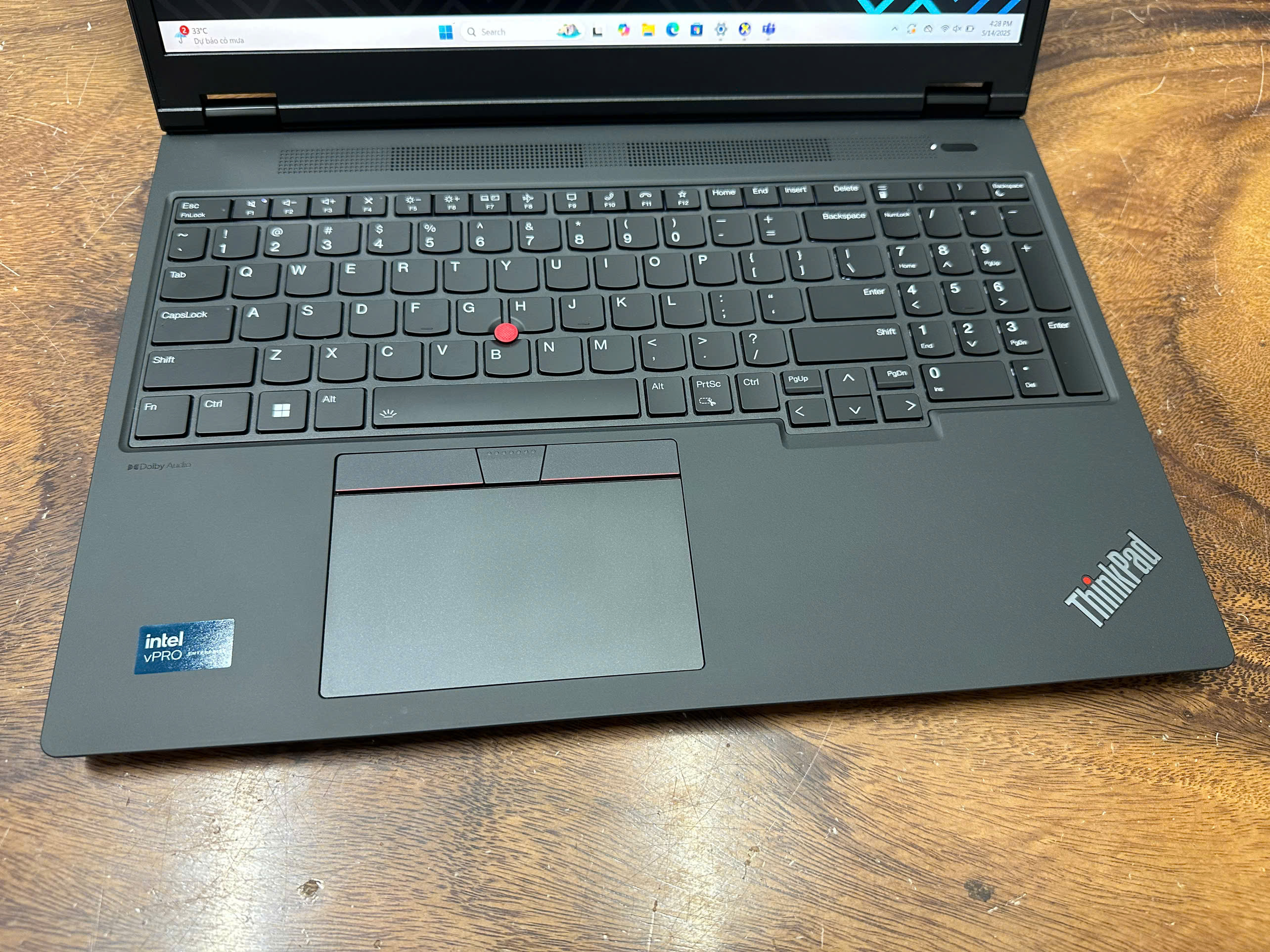 Thinkpad P16v Gen 2 Ultra 7 8