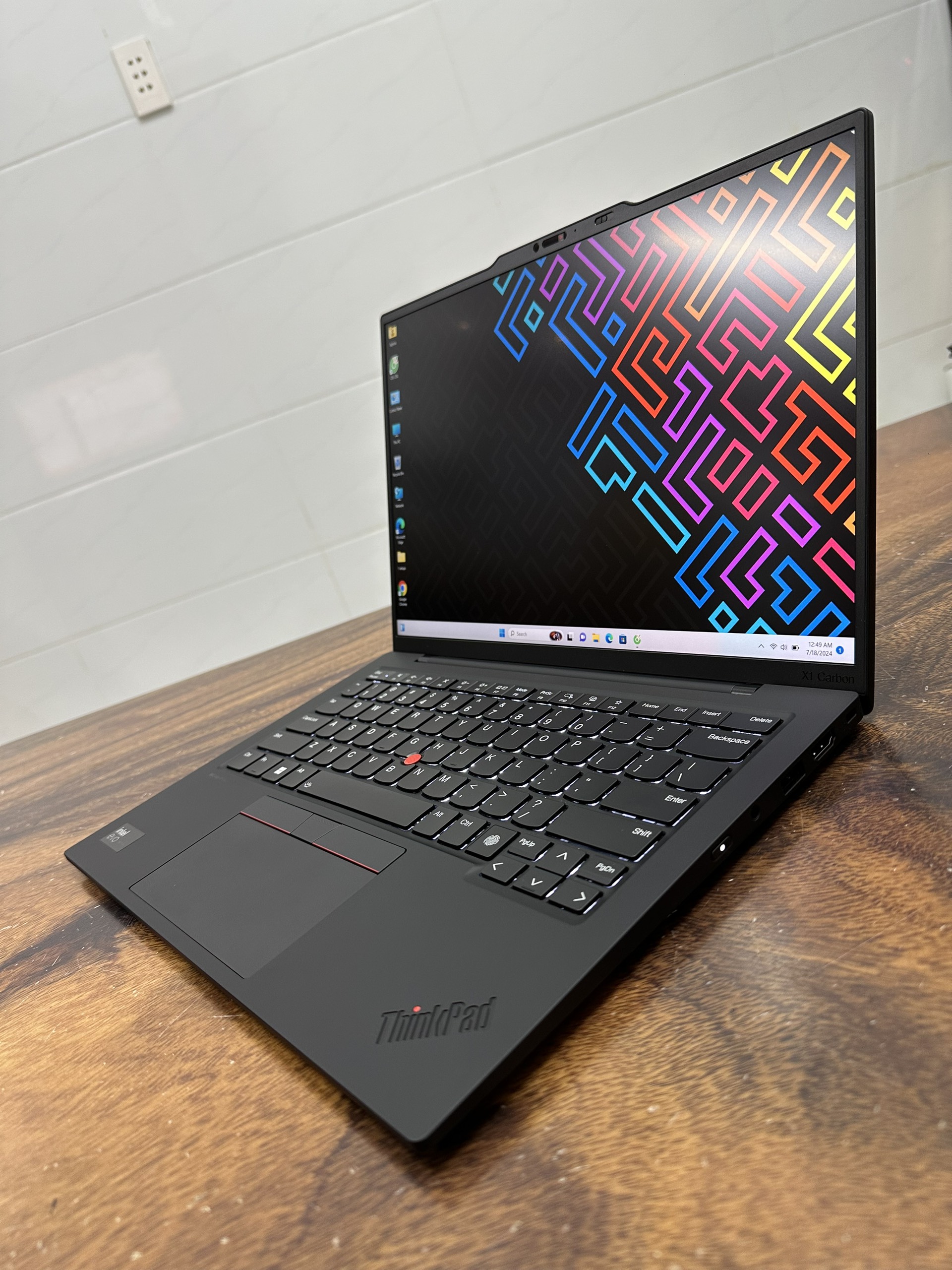 Thinkpad X1 Carbon Gen 12 4